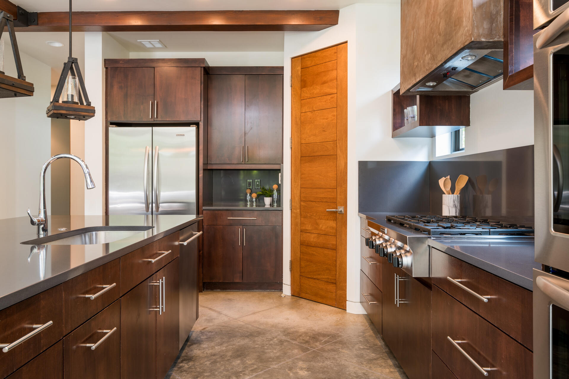 Ketchum, Idaho 83340, United States, 4 Bedrooms Bedrooms, ,3 BathroomsBathrooms,Residential,Pending,50635