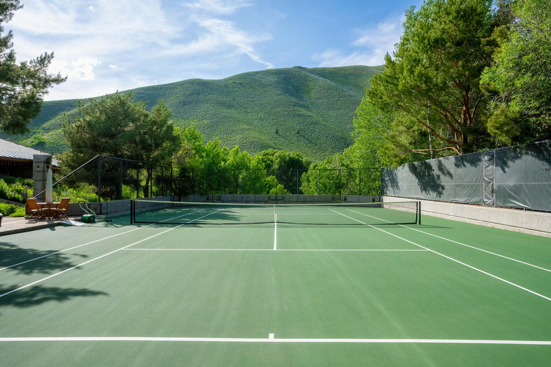 Tennis court