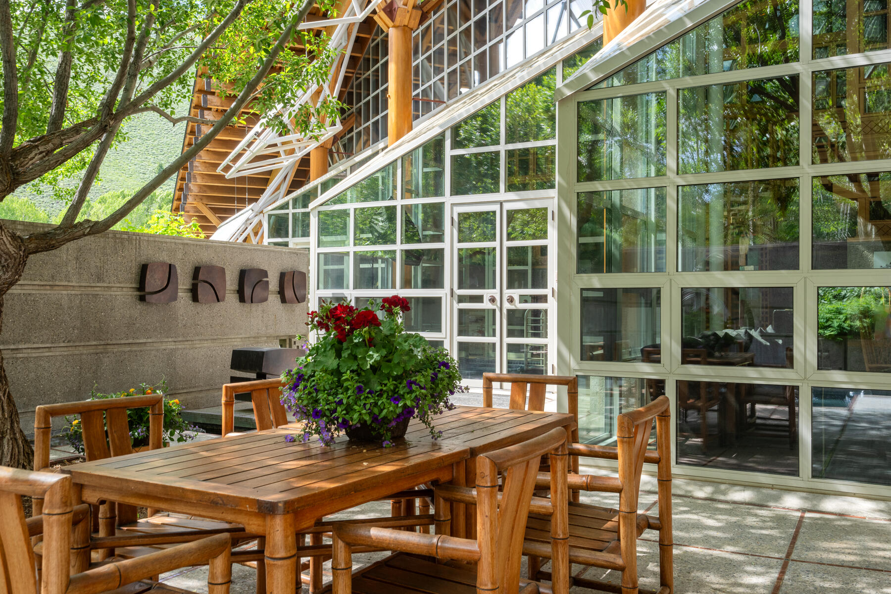 Outdoor seating area