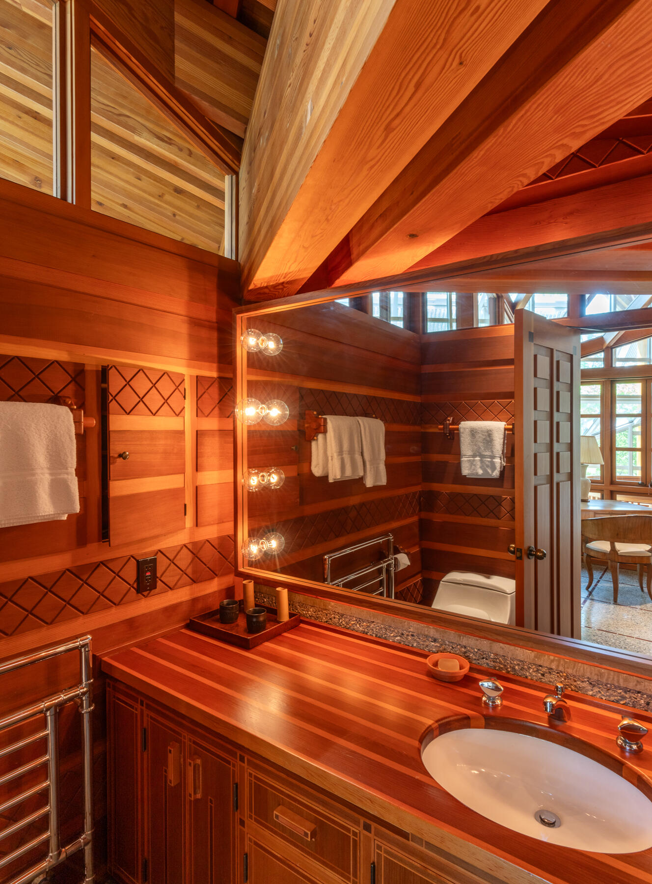 Third bedroom ensuite bath