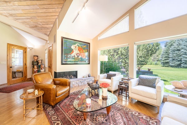 108 SUNRISE DR, SUN VALLEY, ID 83353 - Image 5a1d1f6dc2db6866b0ff5cd22a60f1db/1293826600