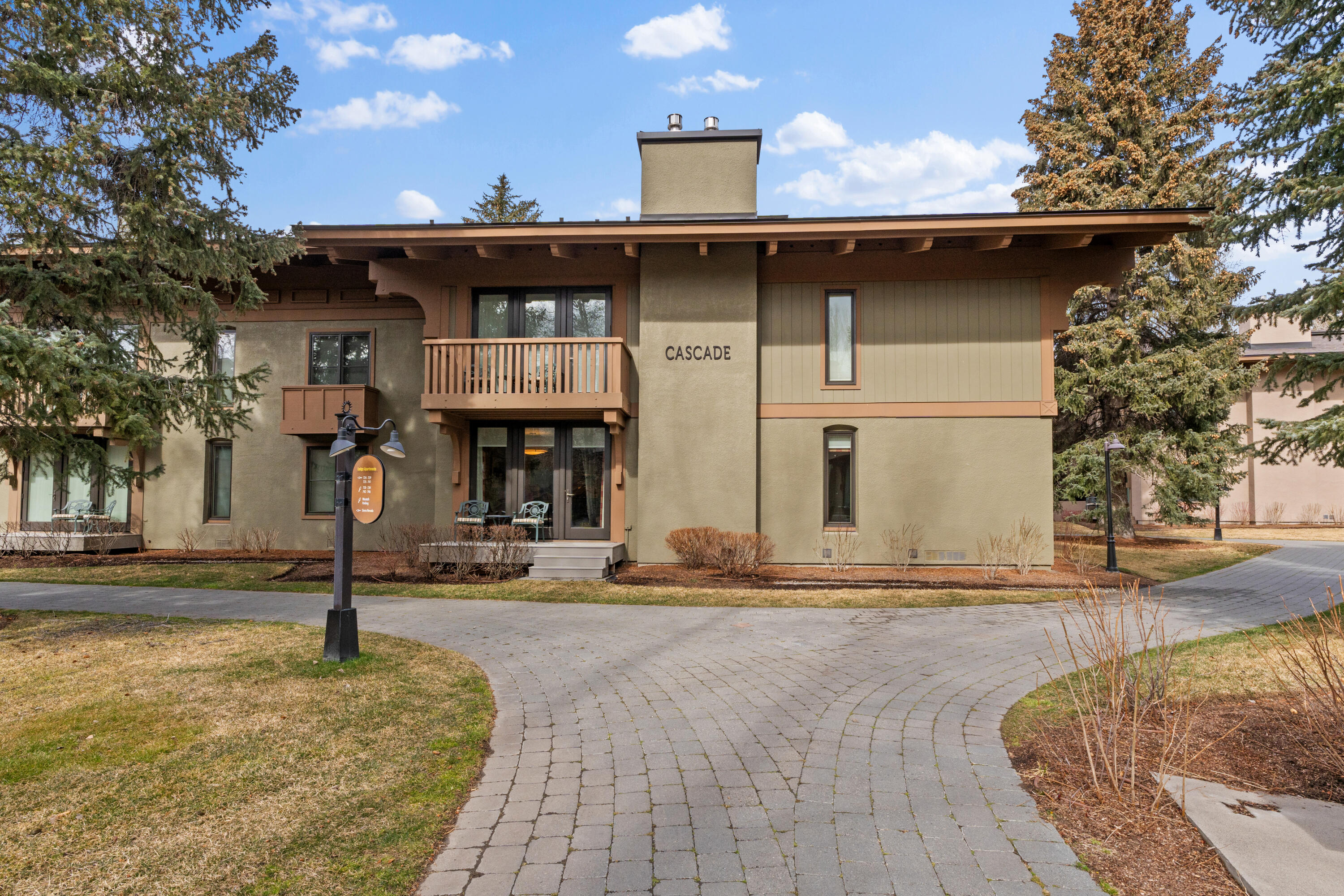 Cascade Building (Lodge I)