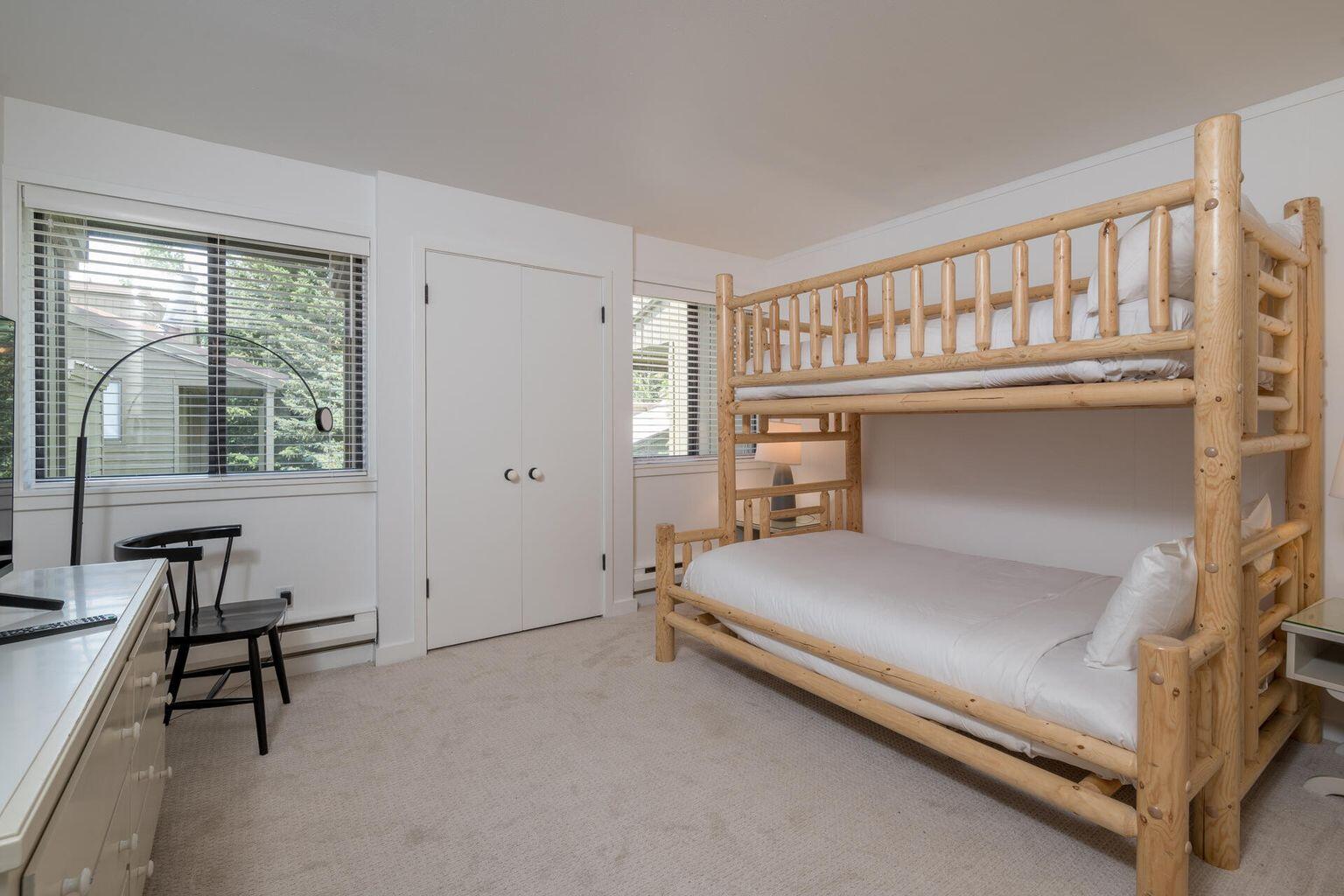 Second upstairs bedroom