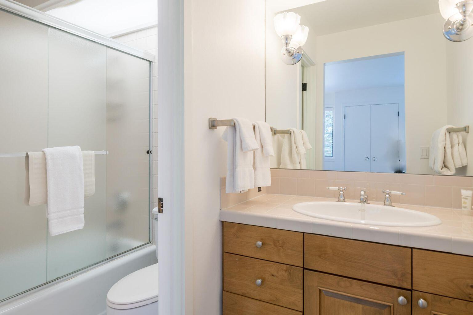 Second upstairs bedroom bathroom