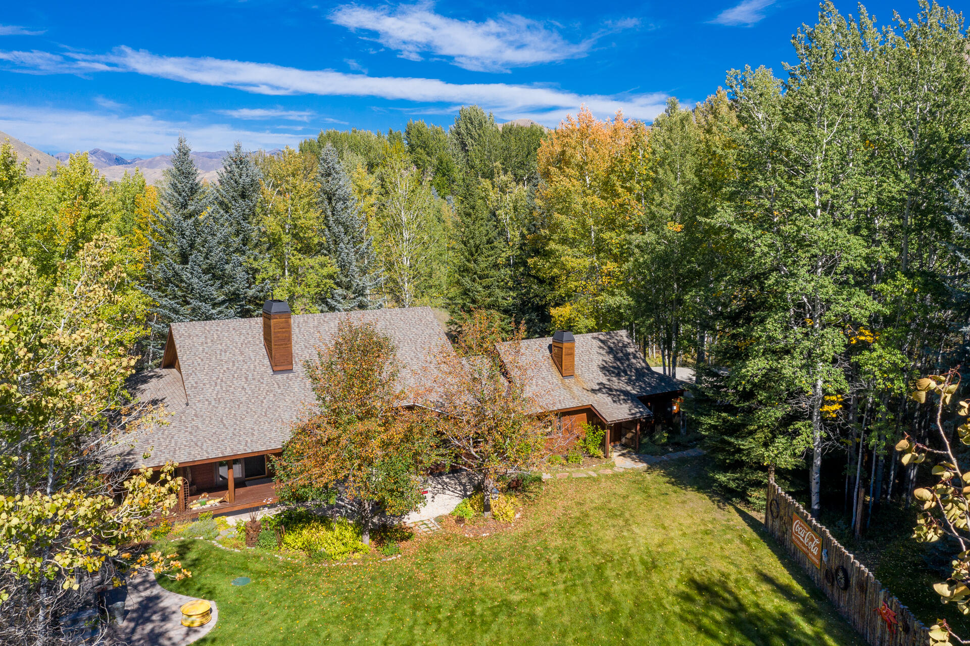 Blaine County, Idaho 83340, United States, 3 Bedrooms Bedrooms, ,4 BathroomsBathrooms,Residential,Active,148997