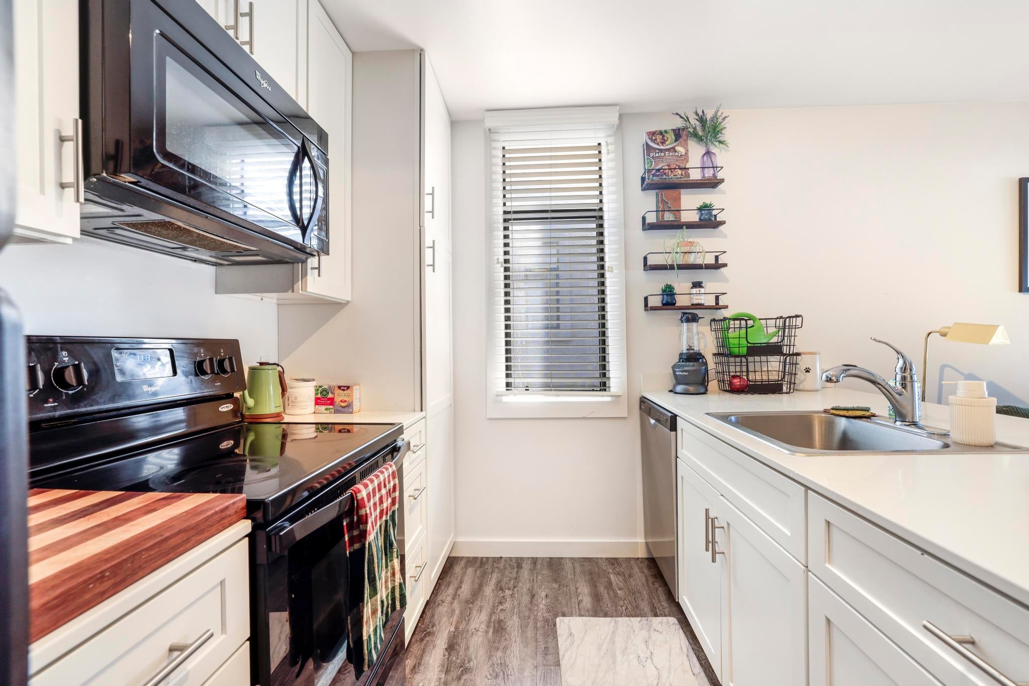 1st Floor Unit