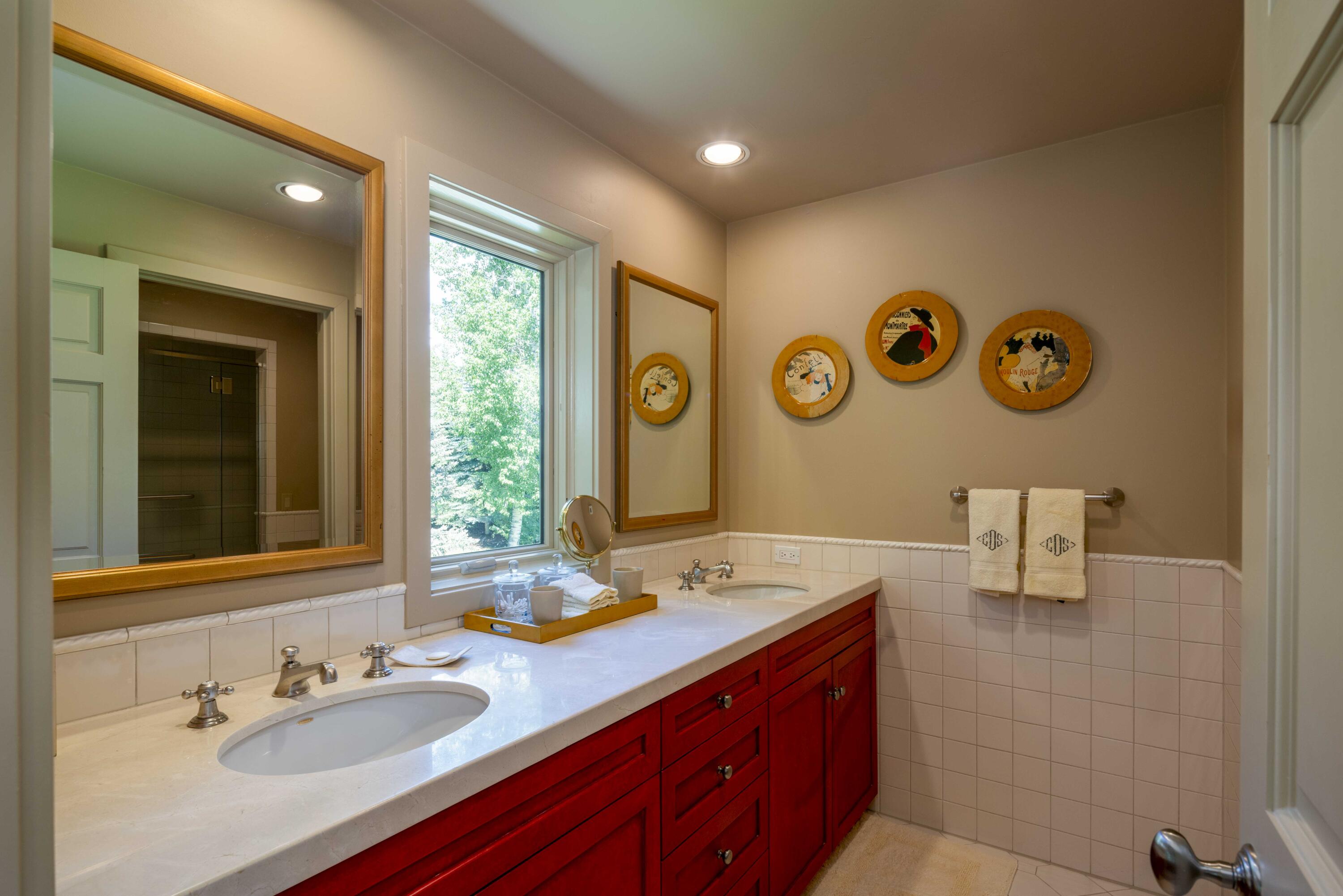 Guest bedroom 1 bath