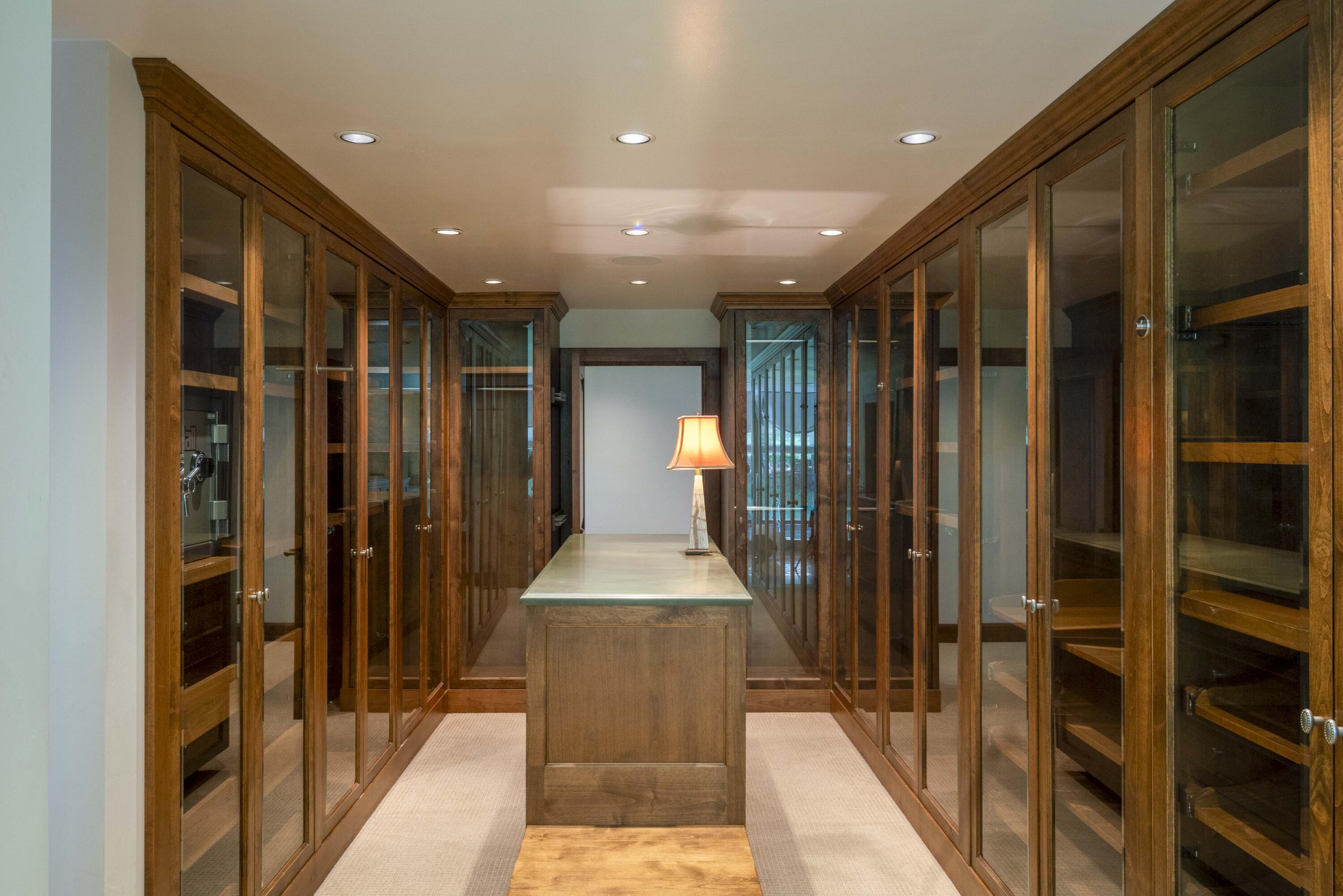 Primary dressing area