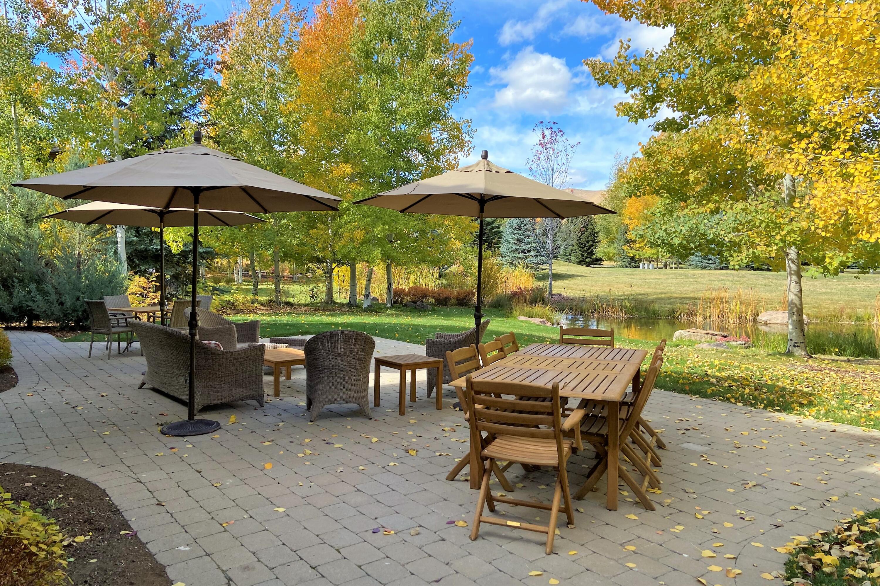 Blaine County, Idaho 83333, United States, 5 Bedrooms Bedrooms, ,6 BathroomsBathrooms,Residential,Pending,68411