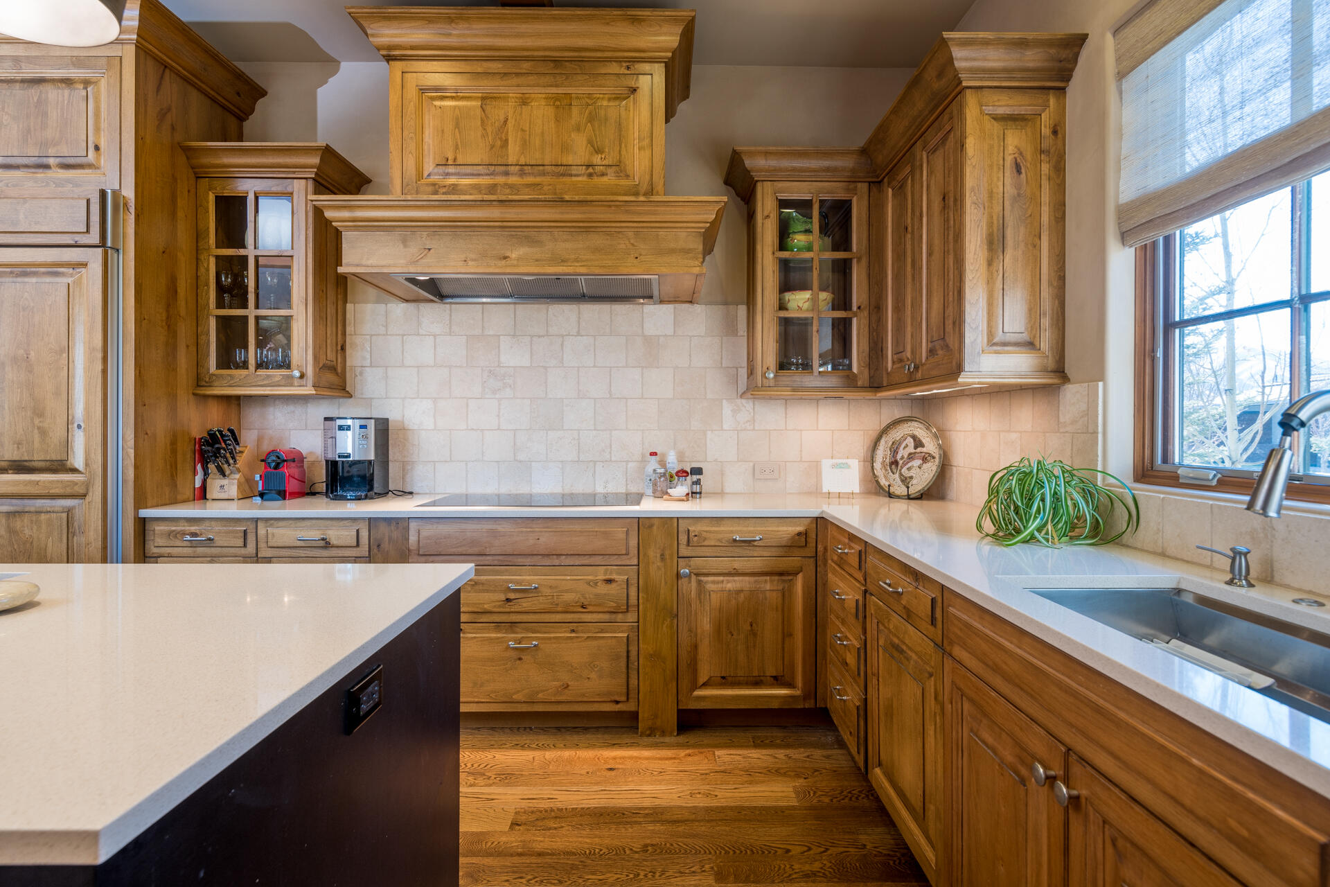 Blaine County, Idaho 83333, United States, 5 Bedrooms Bedrooms, ,6 BathroomsBathrooms,Residential,Pending,68411