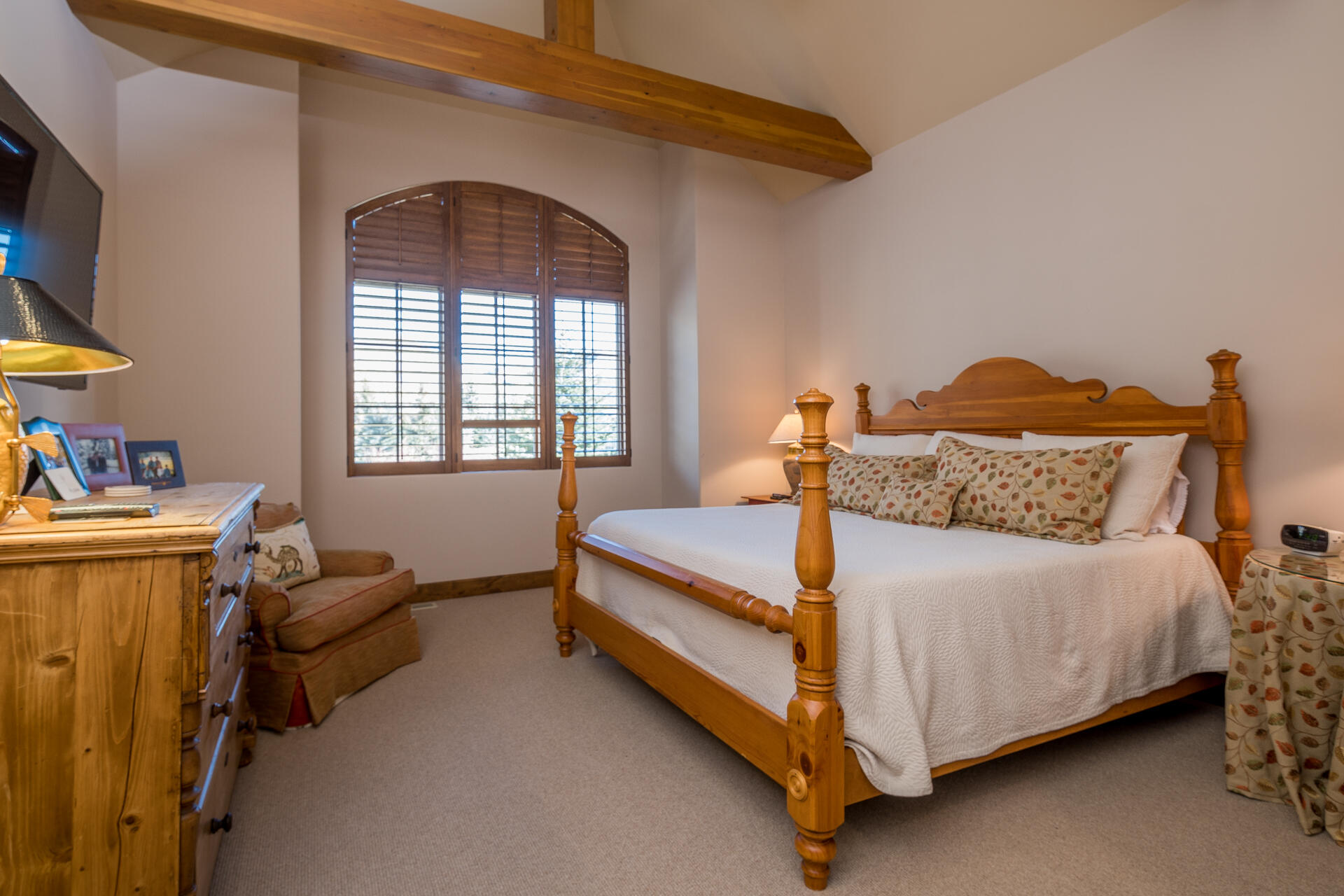 Blaine County, Idaho 83333, United States, 5 Bedrooms Bedrooms, ,6 BathroomsBathrooms,Residential,Pending,68411