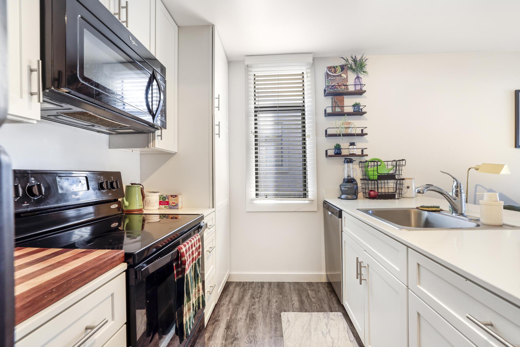 1st Floor Unit