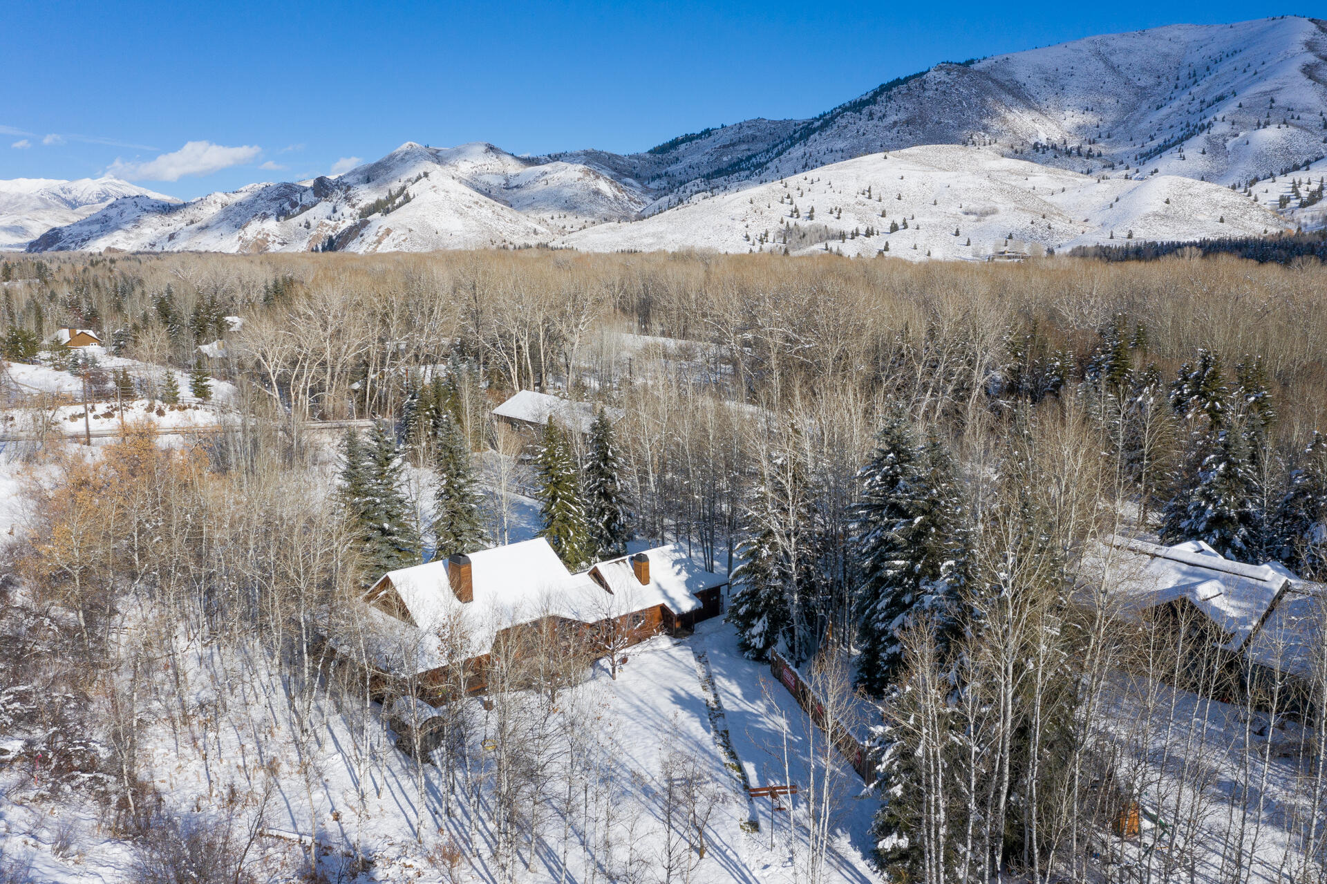 Blaine County, Idaho 83340, United States, 3 Bedrooms Bedrooms, ,4 BathroomsBathrooms,Residential,Active,228558