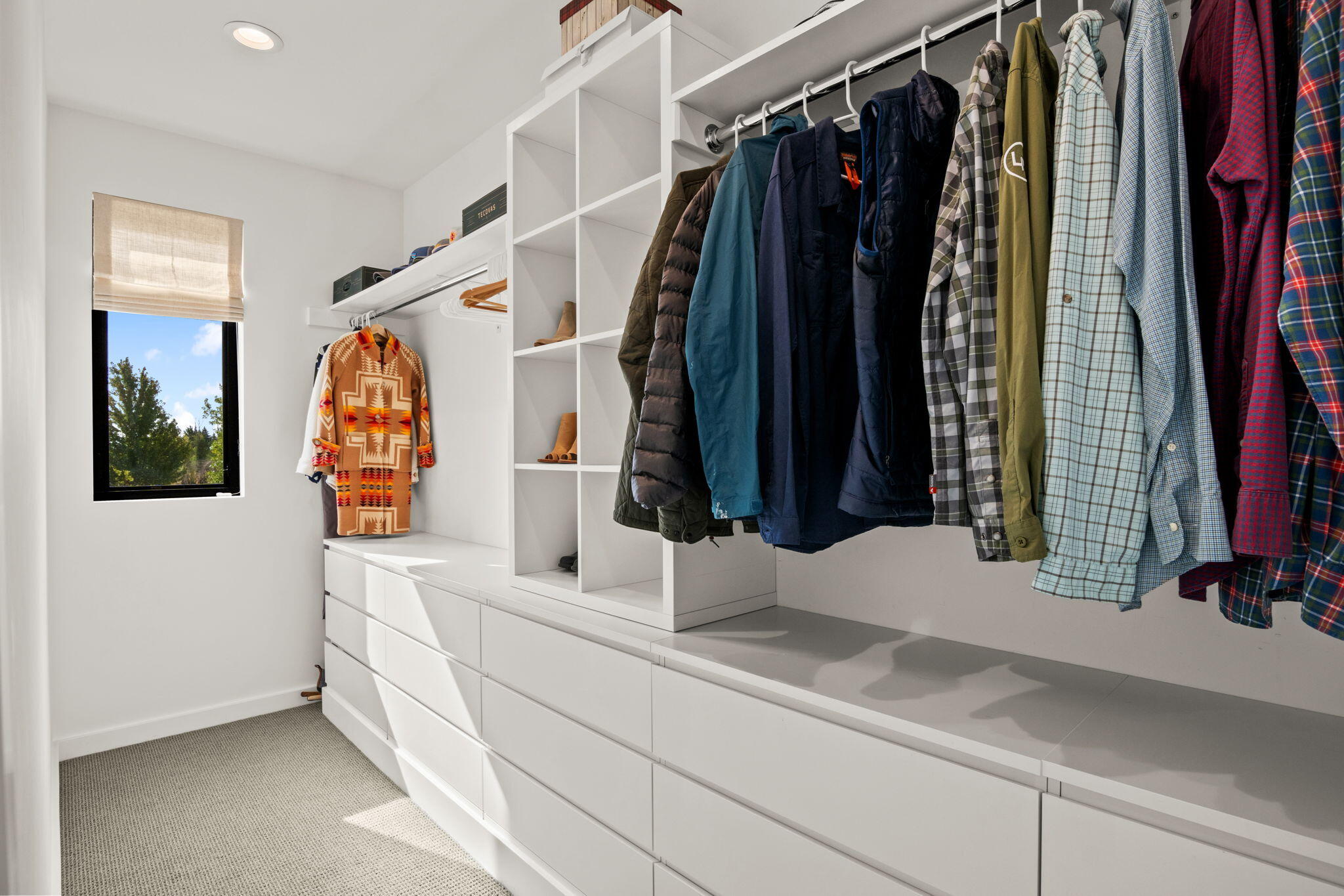 15-Primary Walk In Closet