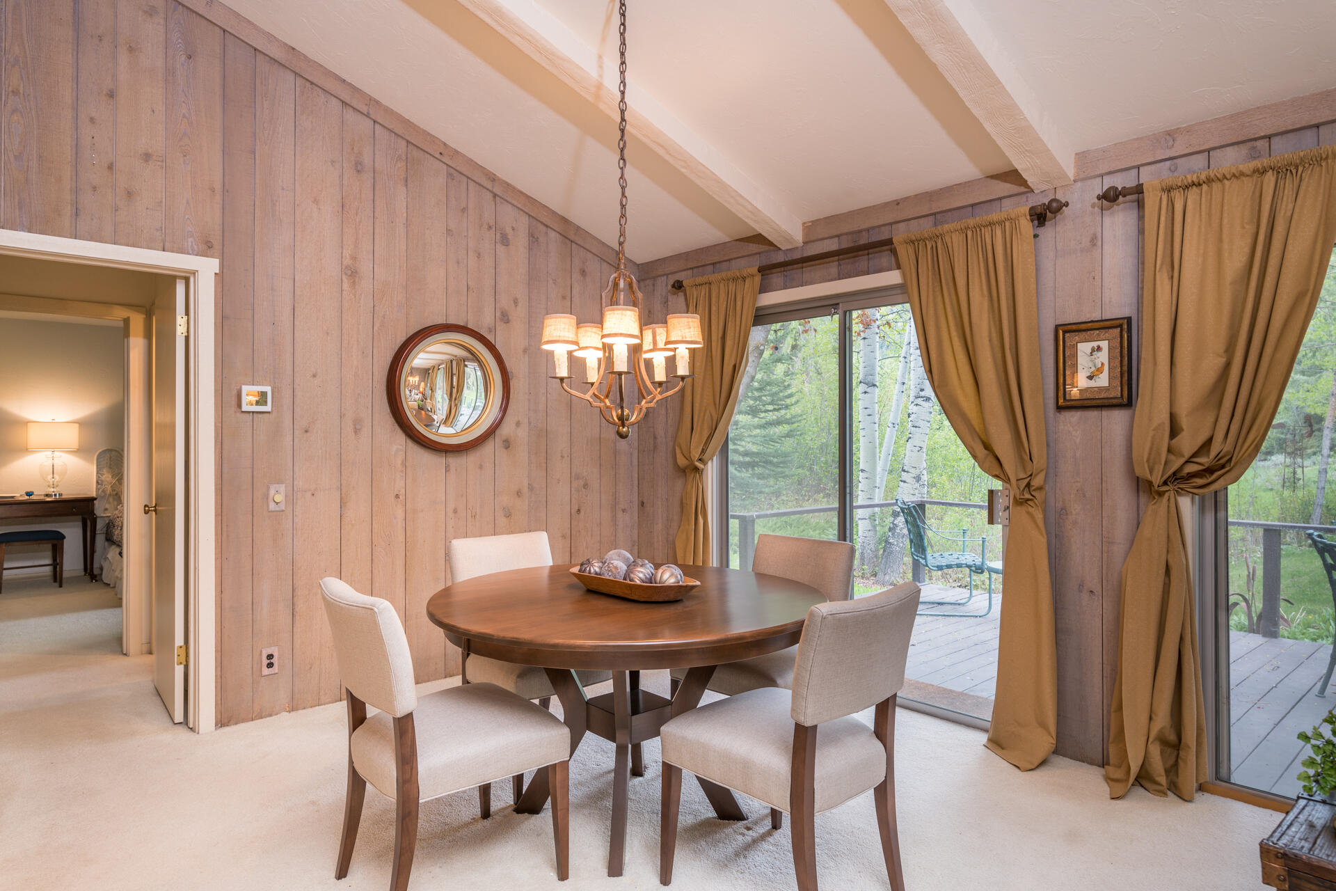 Blaine County, Idaho 83333, United States, 3 Bedrooms Bedrooms, ,2 BathroomsBathrooms,Residential,Active,92816