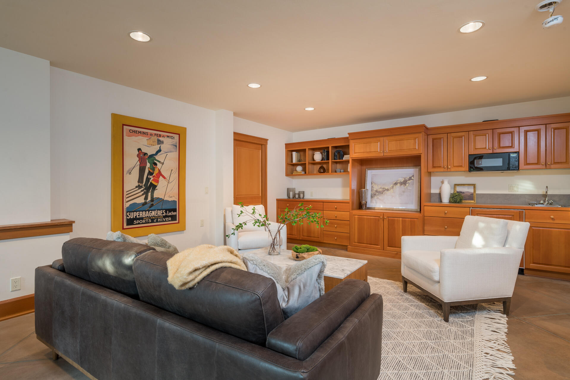 Ketchum, Idaho 83340, United States, 5 Bedrooms Bedrooms, ,6 BathroomsBathrooms,Residential,Pending,50490