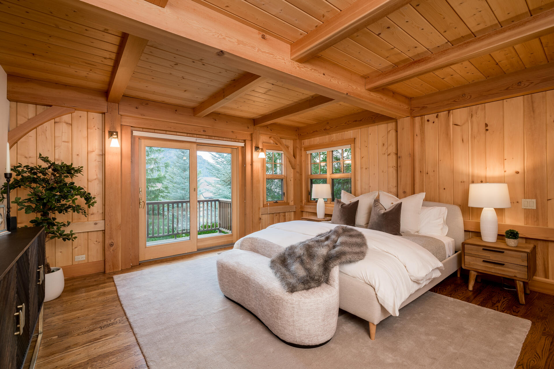 Ketchum, Idaho 83340, United States, 5 Bedrooms Bedrooms, ,6 BathroomsBathrooms,Residential,Pending,50490