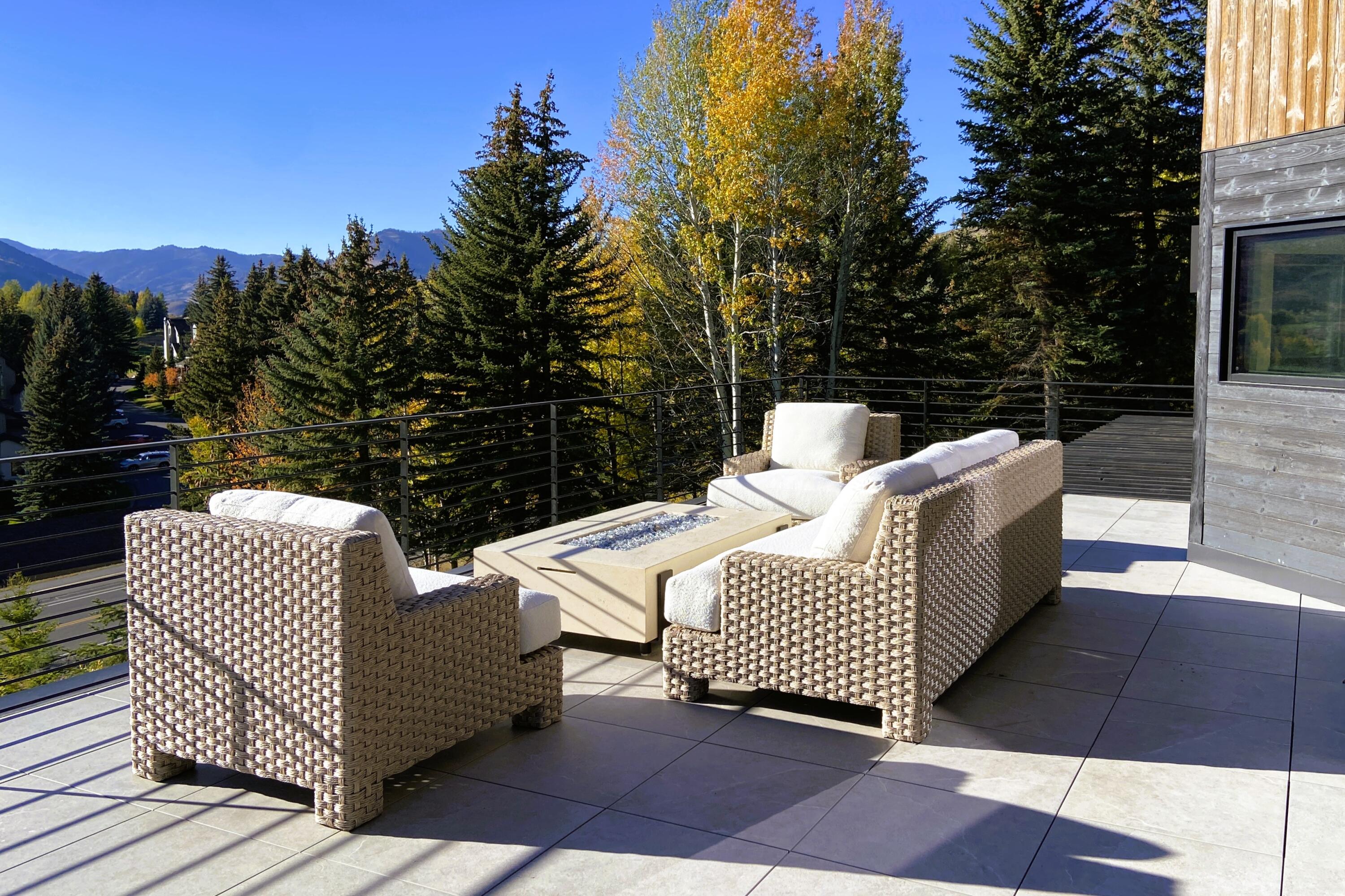 Great Outdoor Spaces Year-round