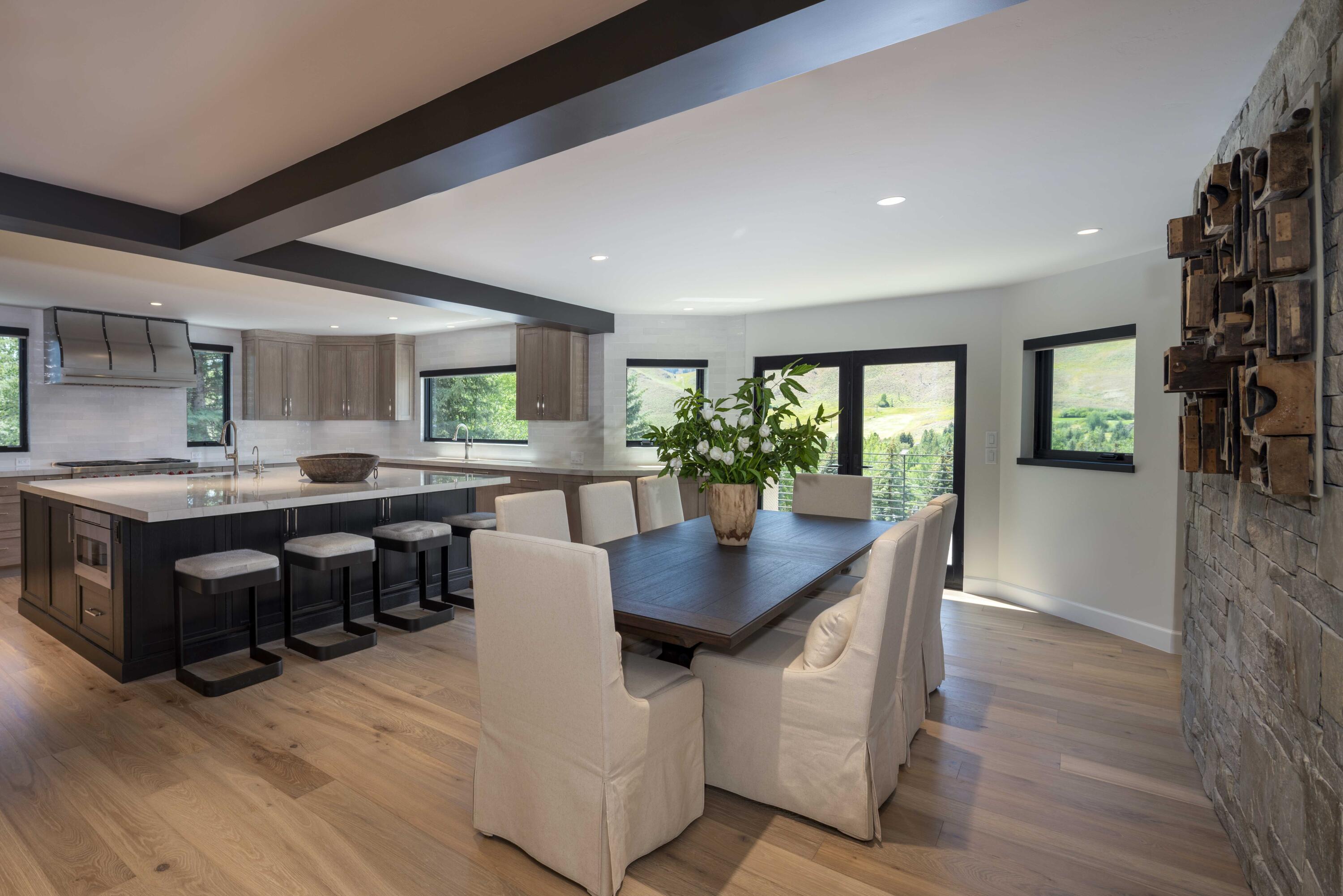 Dining Room & Kitchen