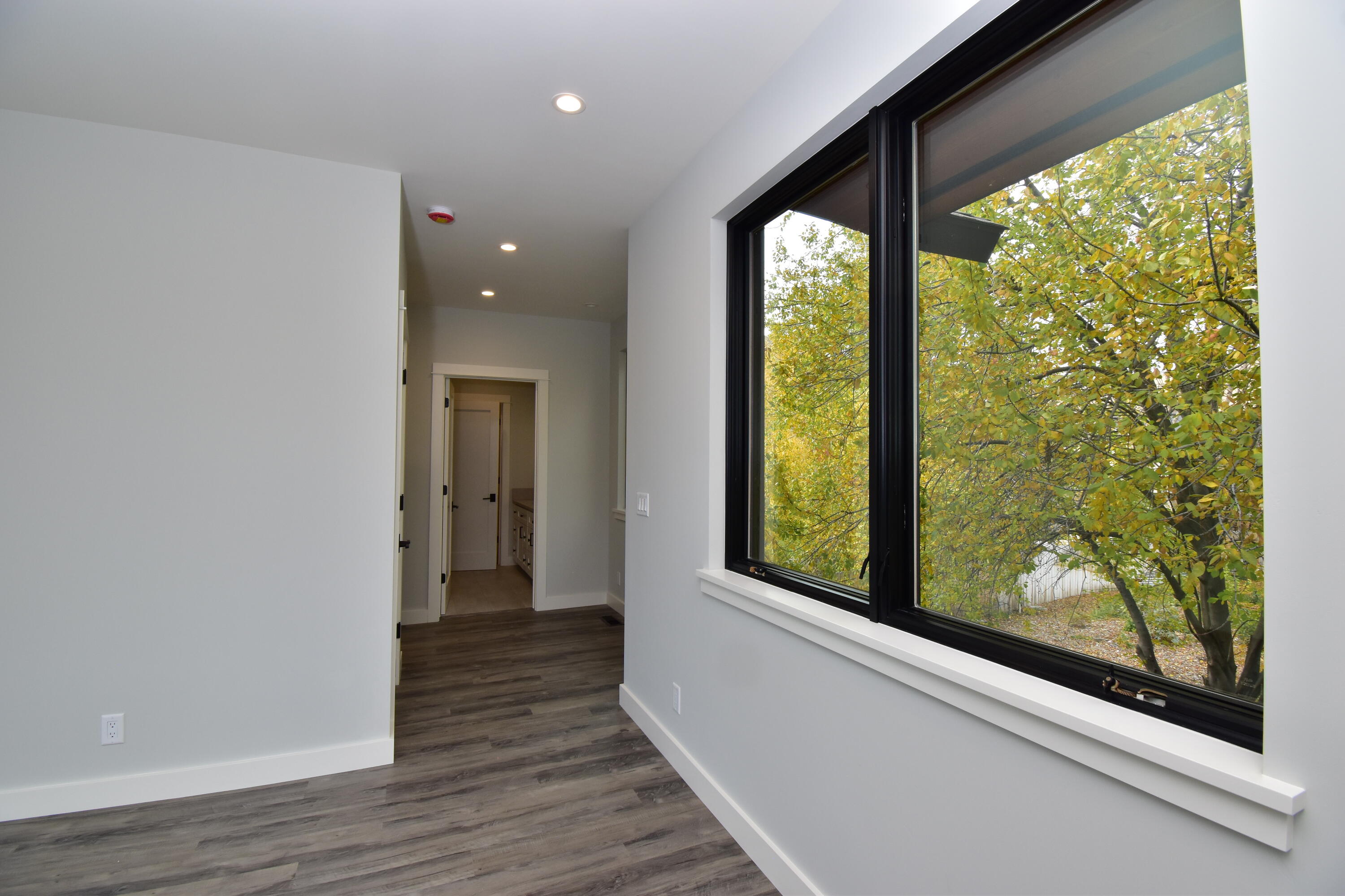 Primary Bedroom to Bathroom