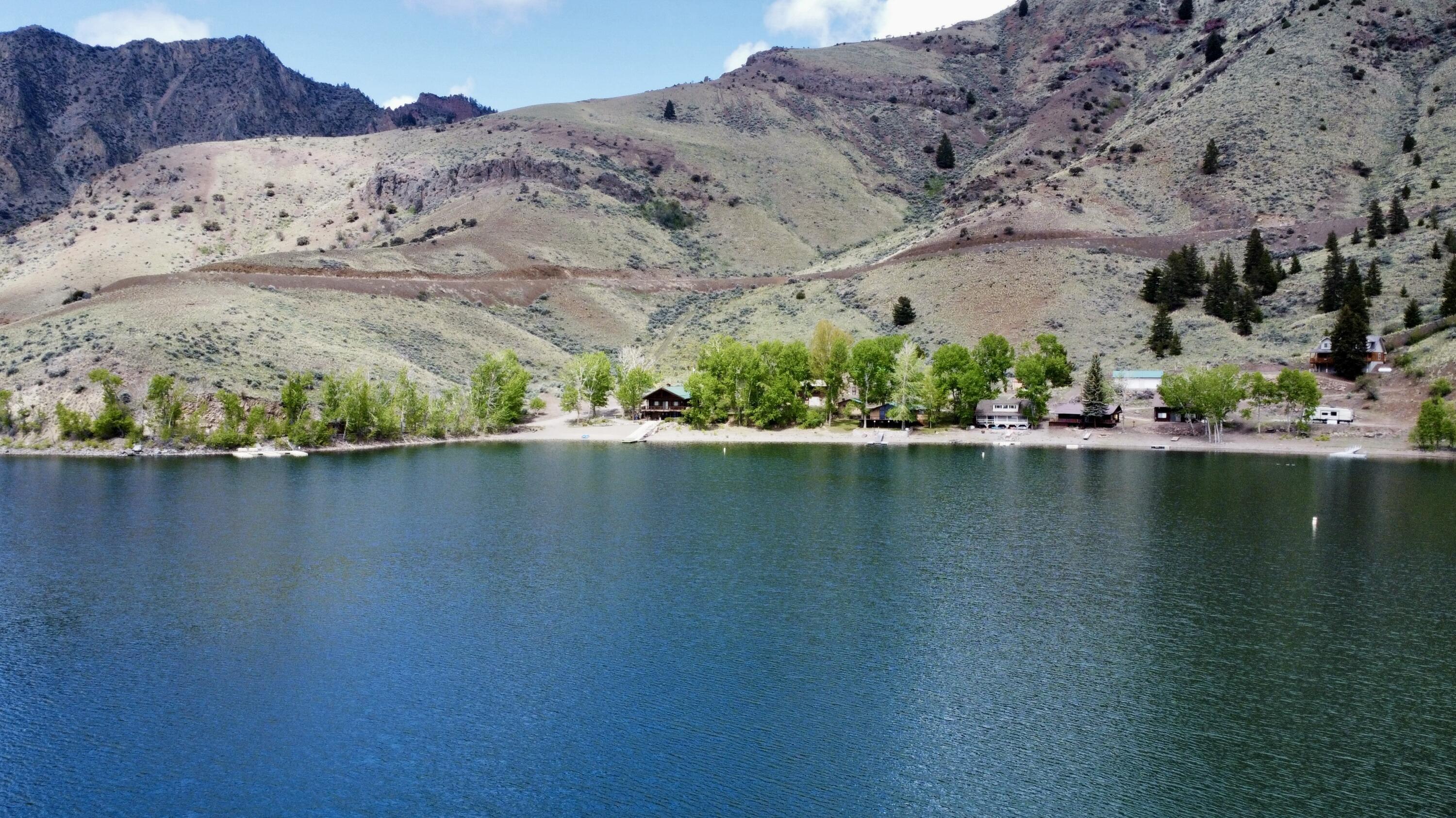 Williams Lake 29:30 6 View