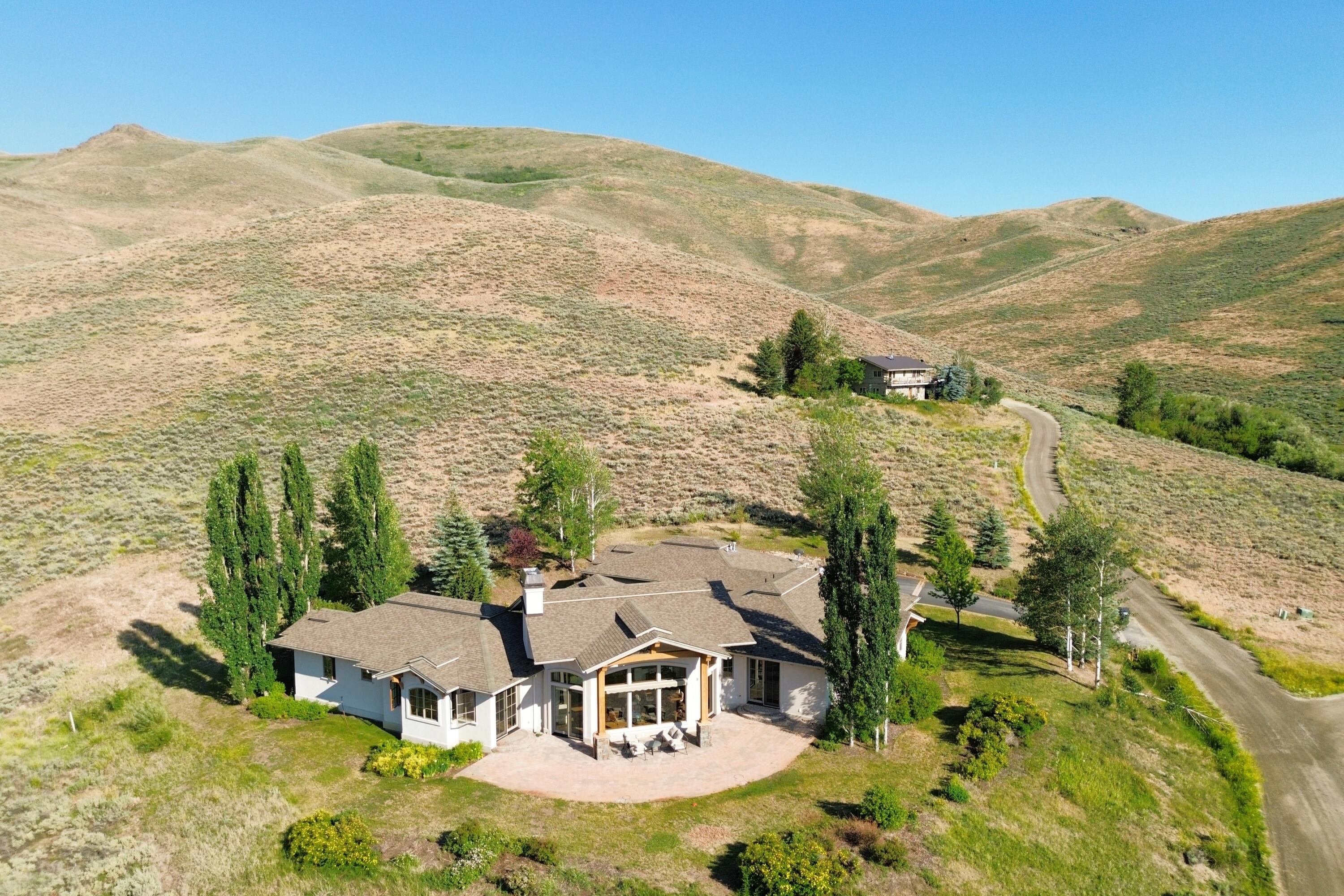 Blaine County, Idaho 83333, United States, 3 Bedrooms Bedrooms, ,4 BathroomsBathrooms,Commercial,Active,125417