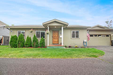 Homes For Sale - 2670 Woodside Blvd<br/> Hailey, ID 83333