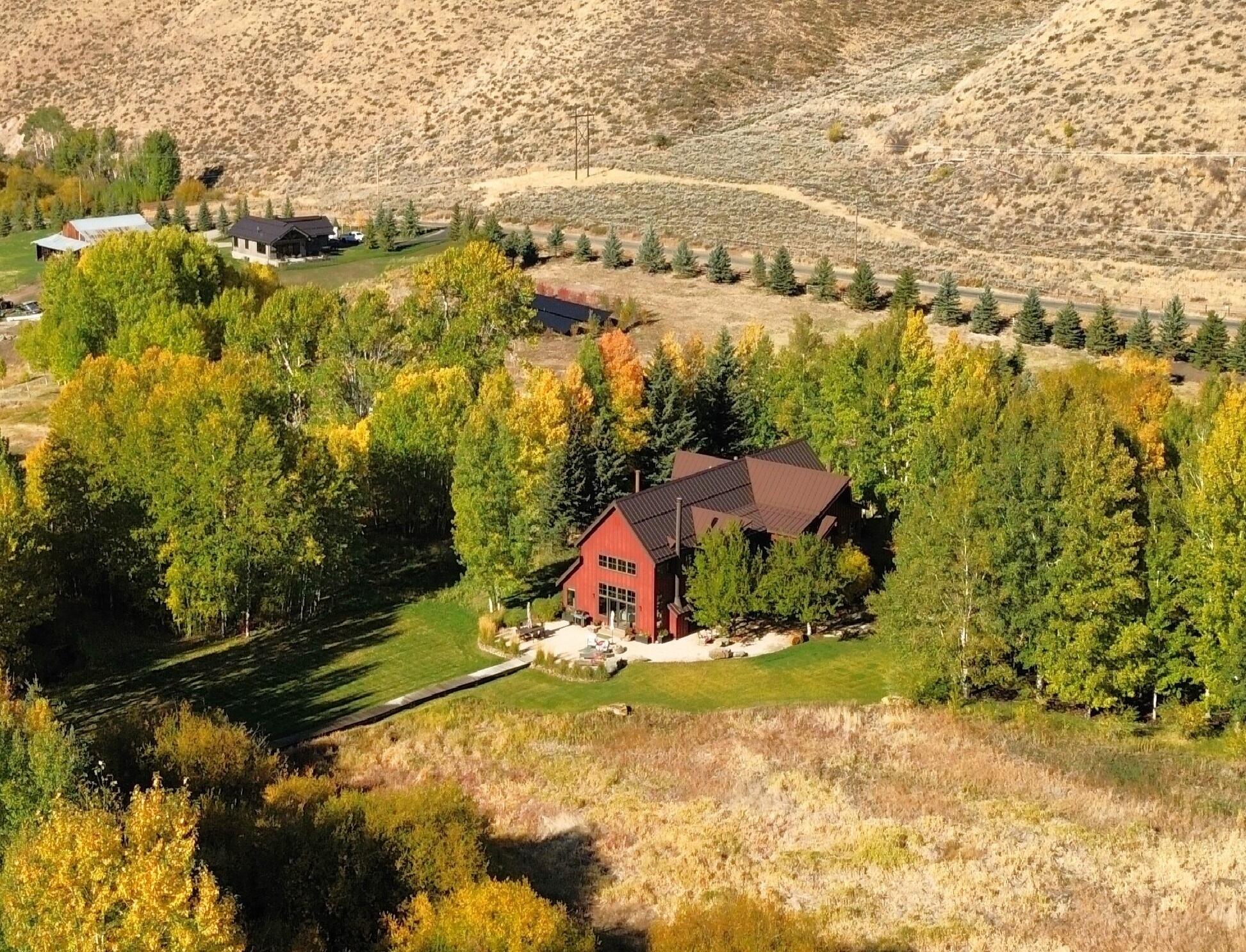 Blaine County, Idaho 83340, United States, 6 Bedrooms Bedrooms, ,5 BathroomsBathrooms,Residential,Pending,52288