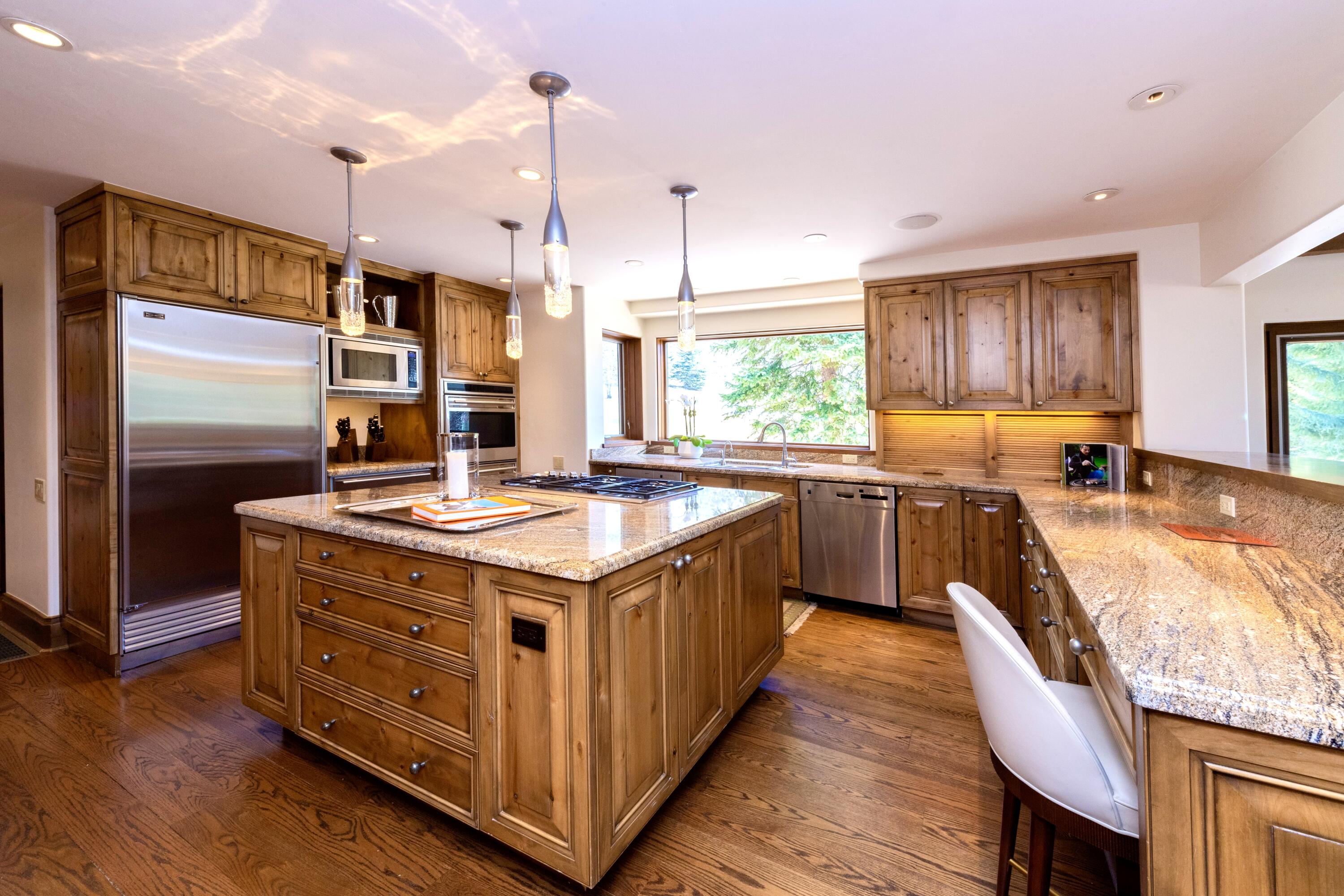 Sun Valley, Idaho 83353, United States, 4 Bedrooms Bedrooms, ,5 BathroomsBathrooms,Residential,Pending,59770