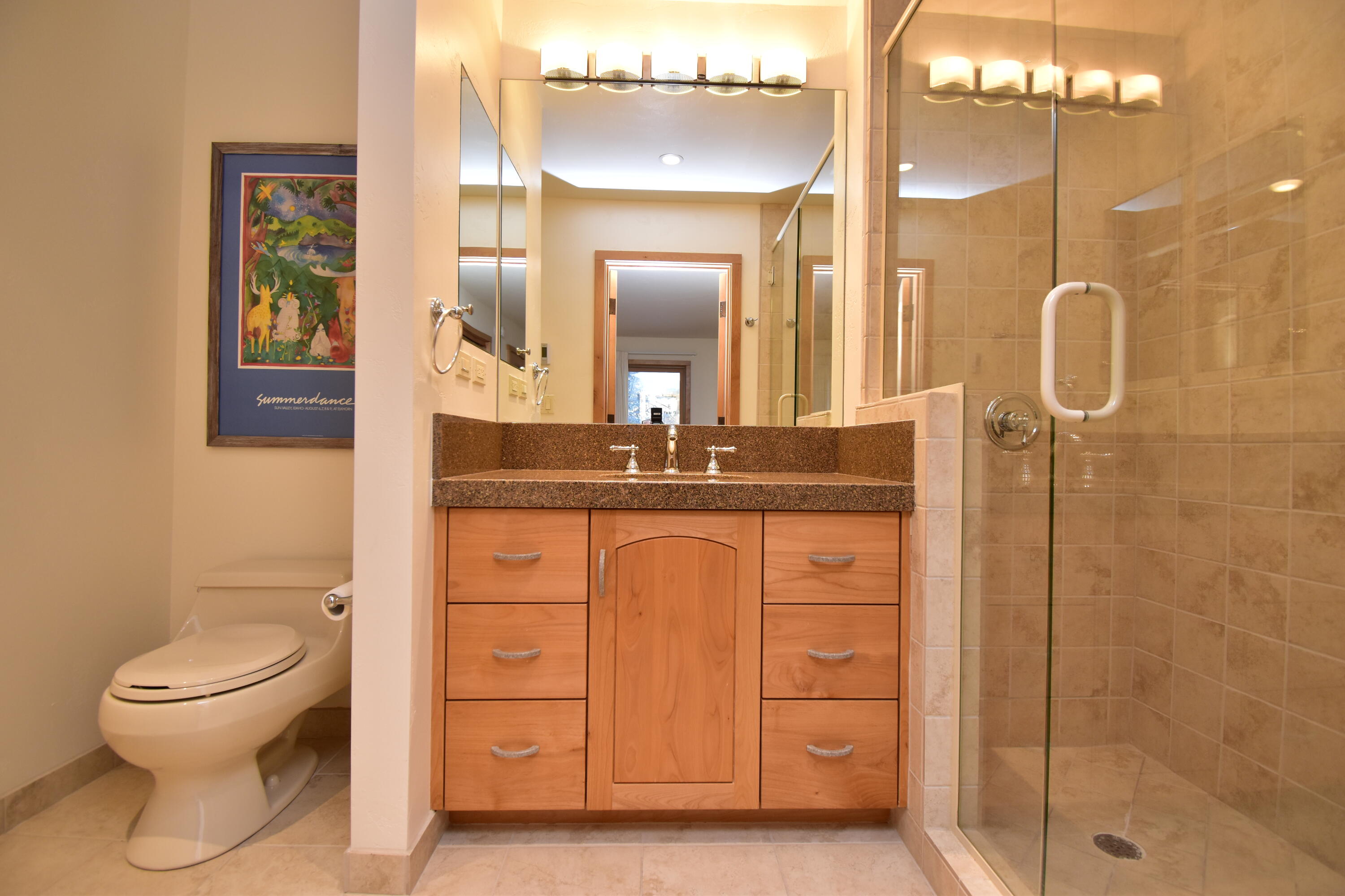 601 Guest Bathroom
