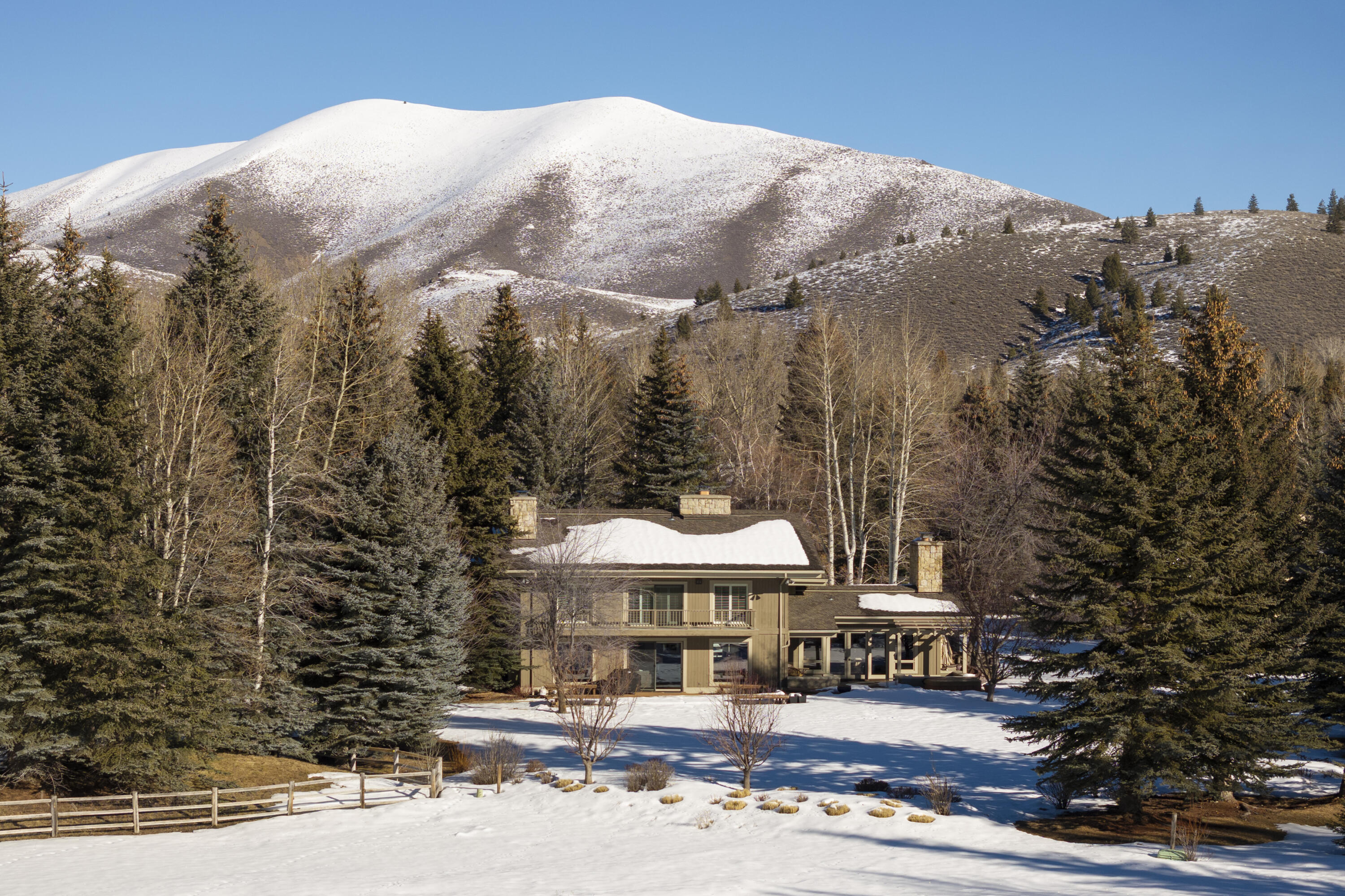 Exterior - Back of House From S Zoomed