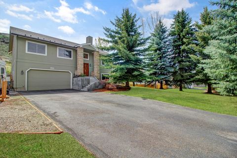 Homes For Sale - 150 Sunrise Ranch Rd<br/> Blaine County, Bellevue, ID 83313