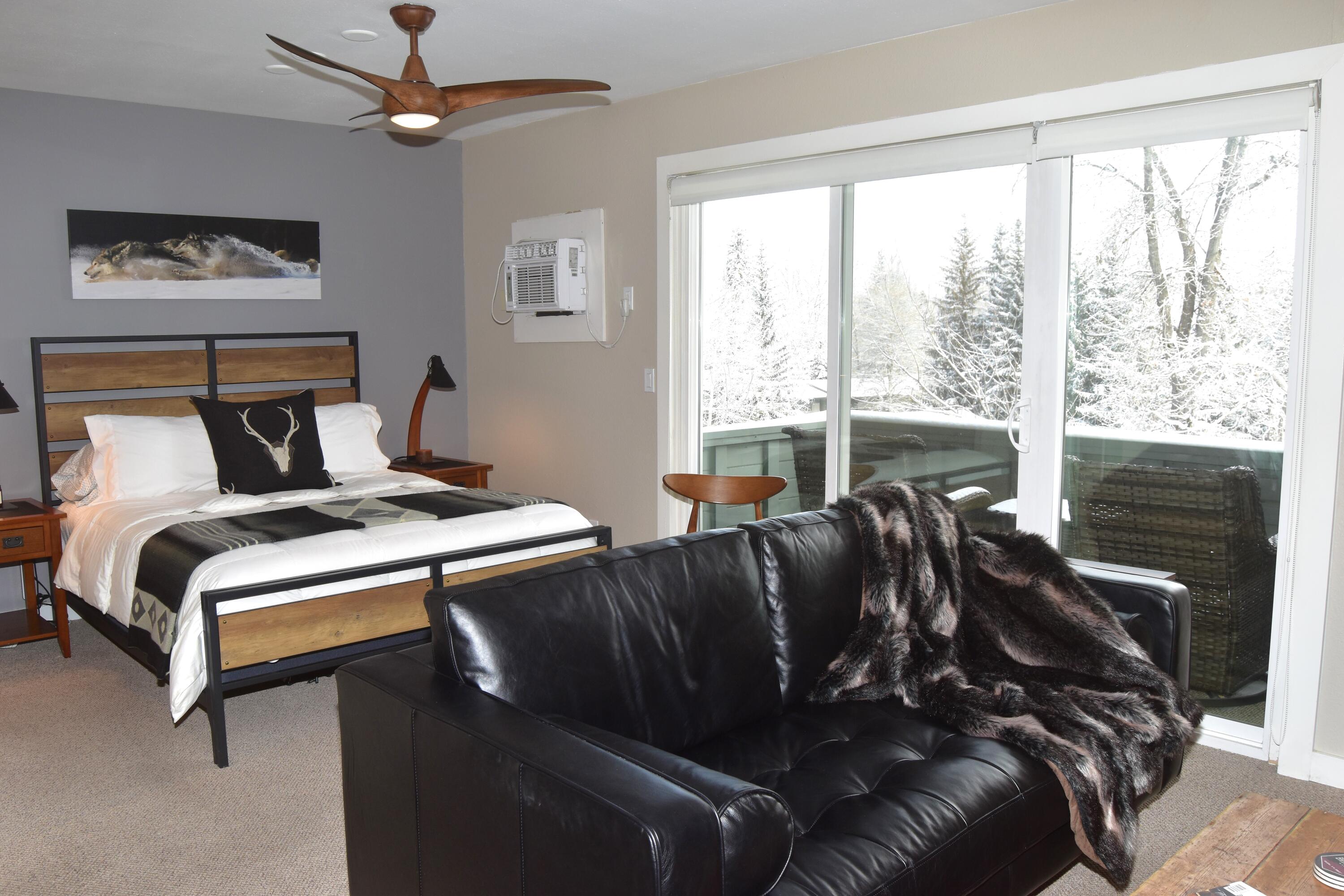 Ketchum, Idaho 83340, United States, ,1 BathroomBathrooms,Residential,Pending,67061