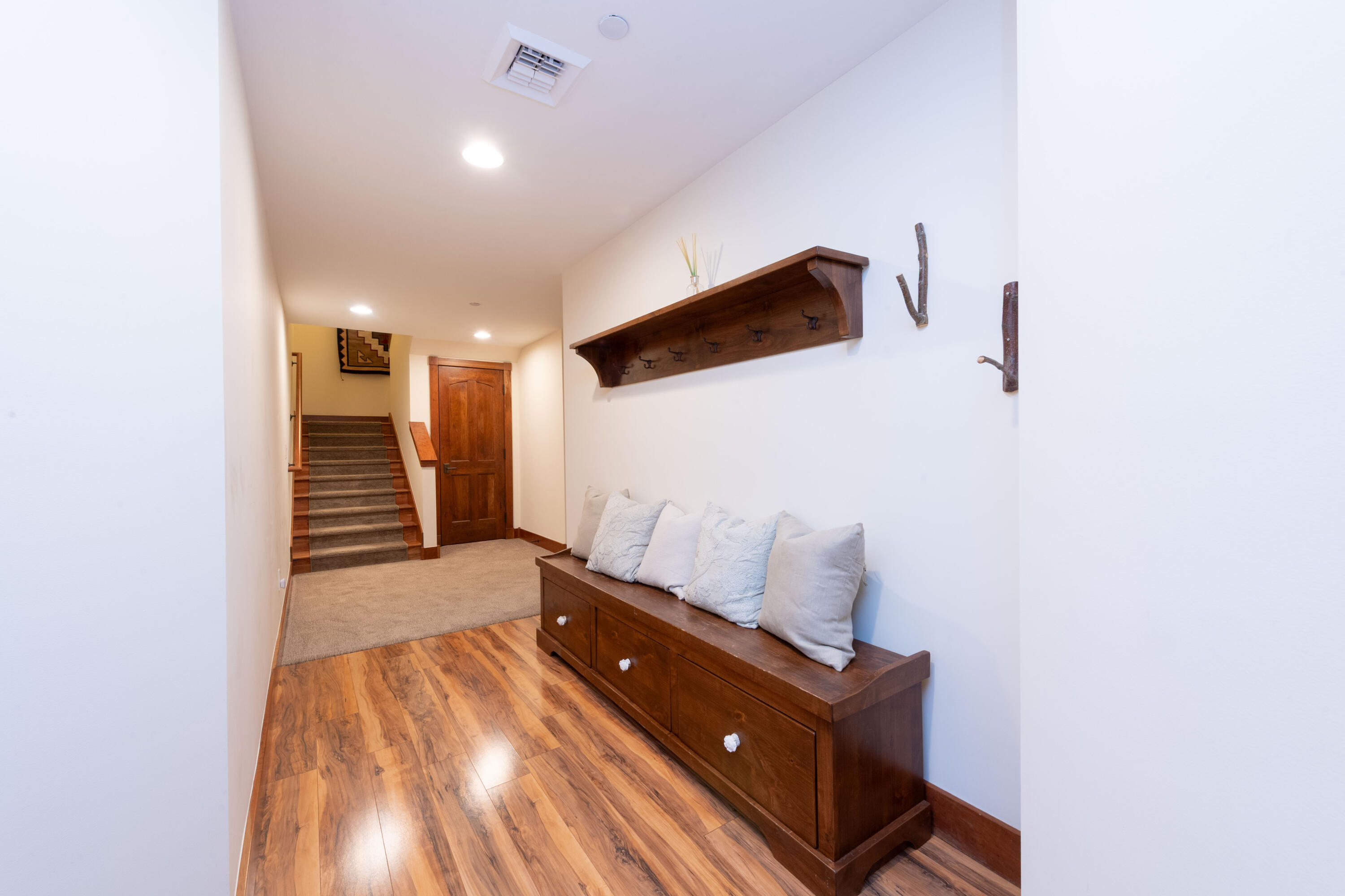 Ketchum, Idaho 83340, United States, 3 Bedrooms Bedrooms, ,4 BathroomsBathrooms,Residential,Active,152188