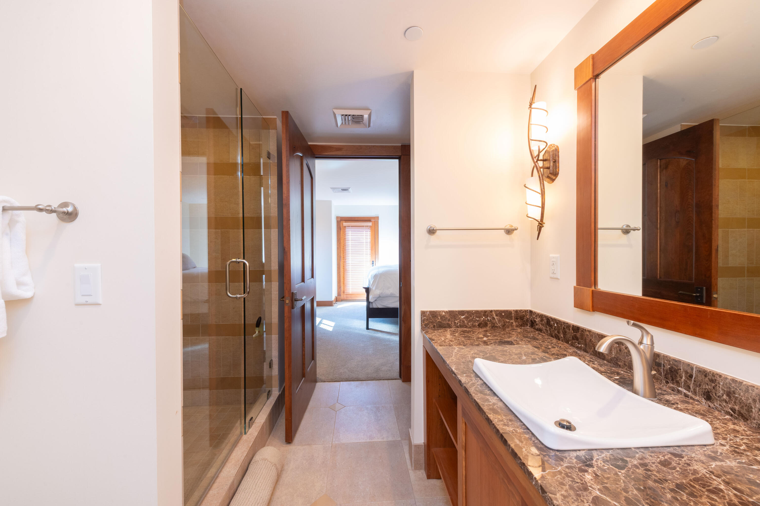 Ketchum, Idaho 83340, United States, 3 Bedrooms Bedrooms, ,4 BathroomsBathrooms,Residential,Active,152188