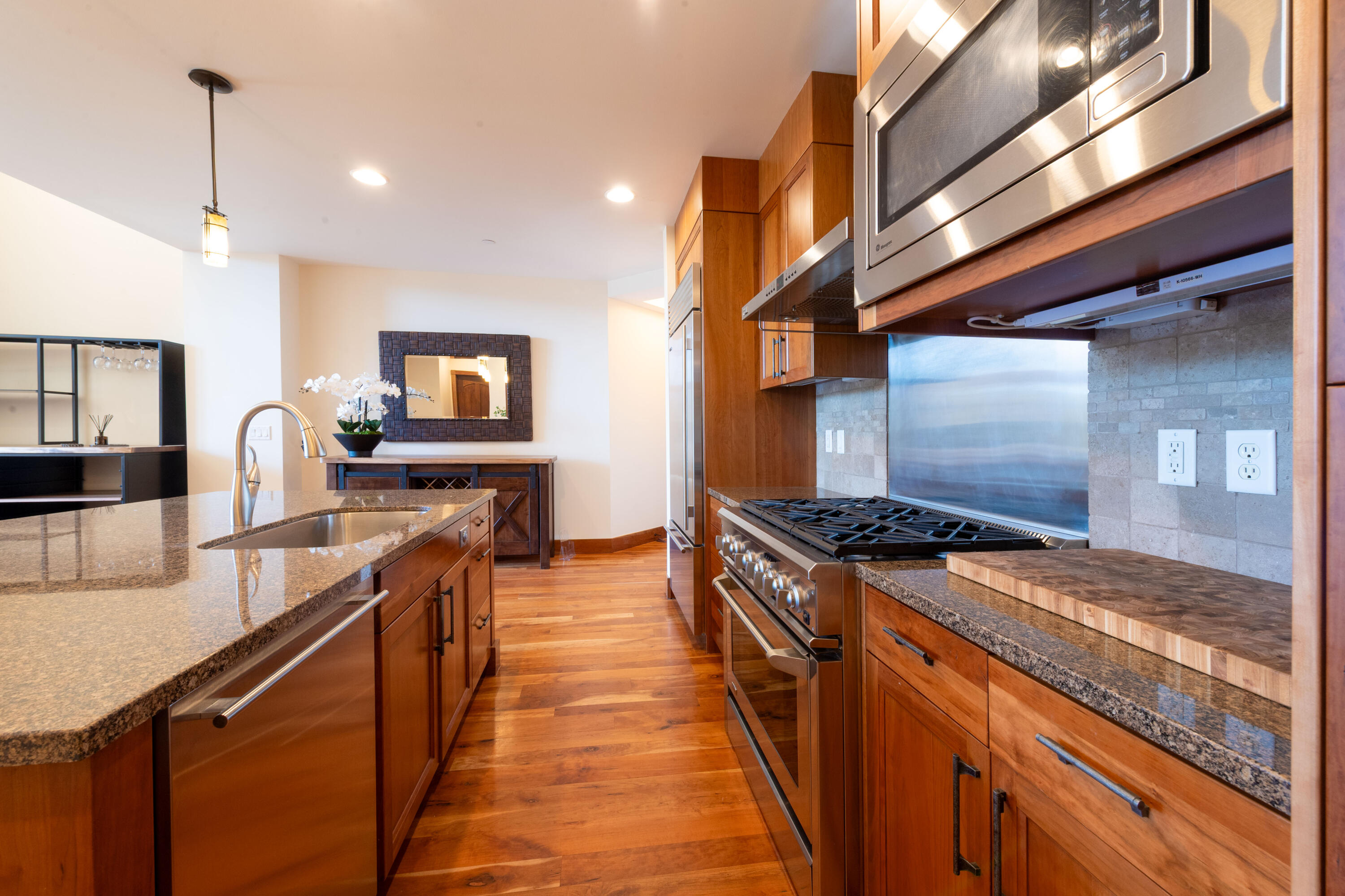 Ketchum, Idaho 83340, United States, 3 Bedrooms Bedrooms, ,4 BathroomsBathrooms,Residential,Active,152188