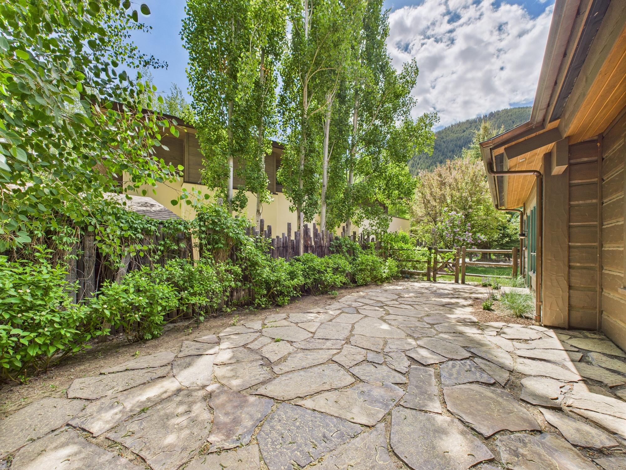 131 Irene St, Ketchum, Idaho image 37