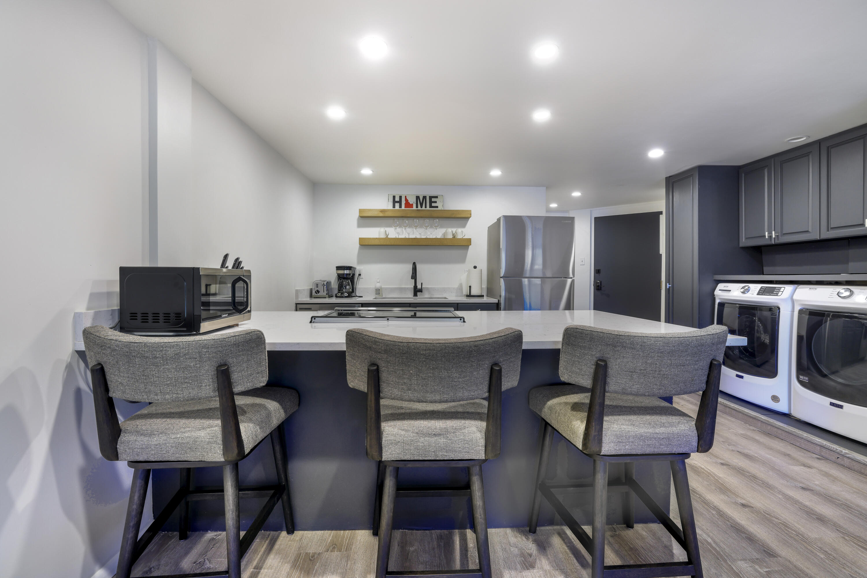 127 Saddle Road - 09