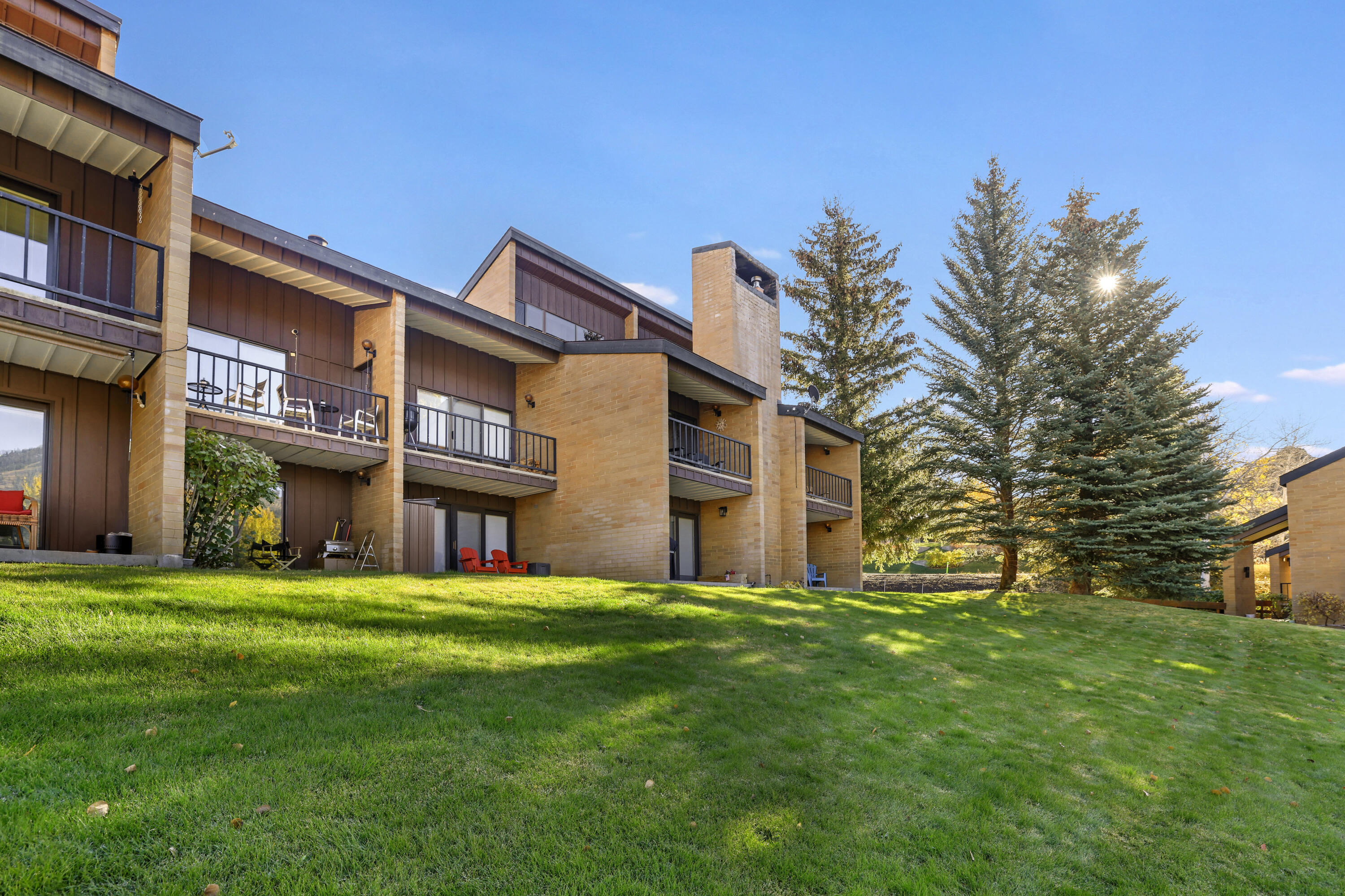 127 Saddle Road - 28