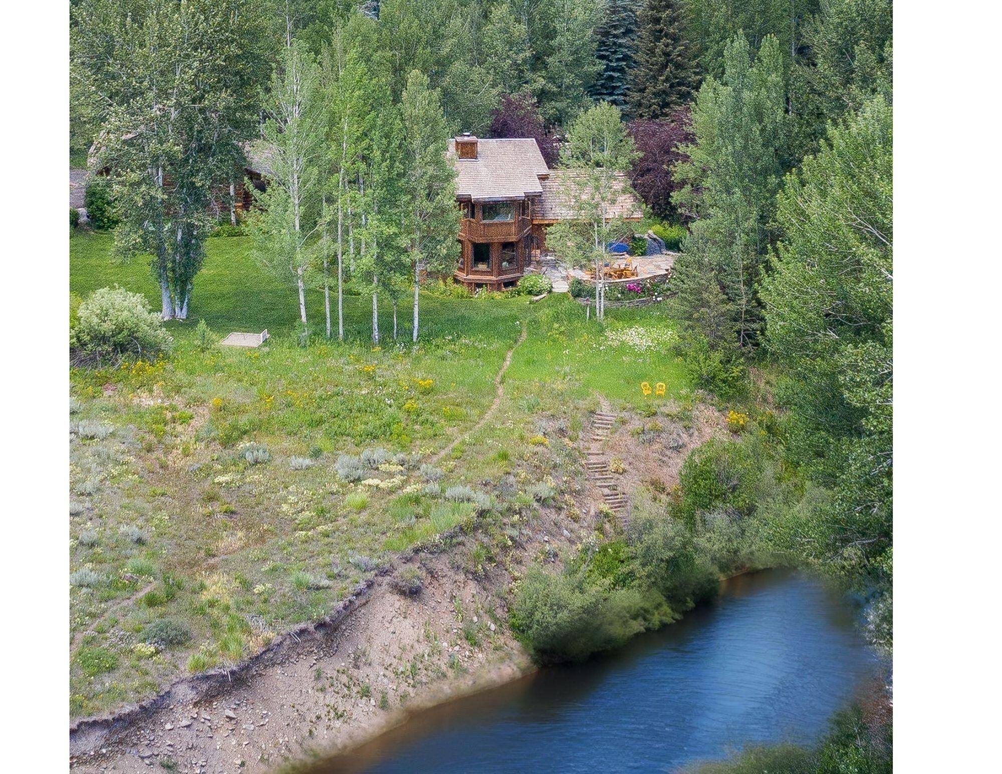 Blaine County, Idaho 83340, United States, 4 Bedrooms Bedrooms, ,5 BathroomsBathrooms,Residential,Active,142938