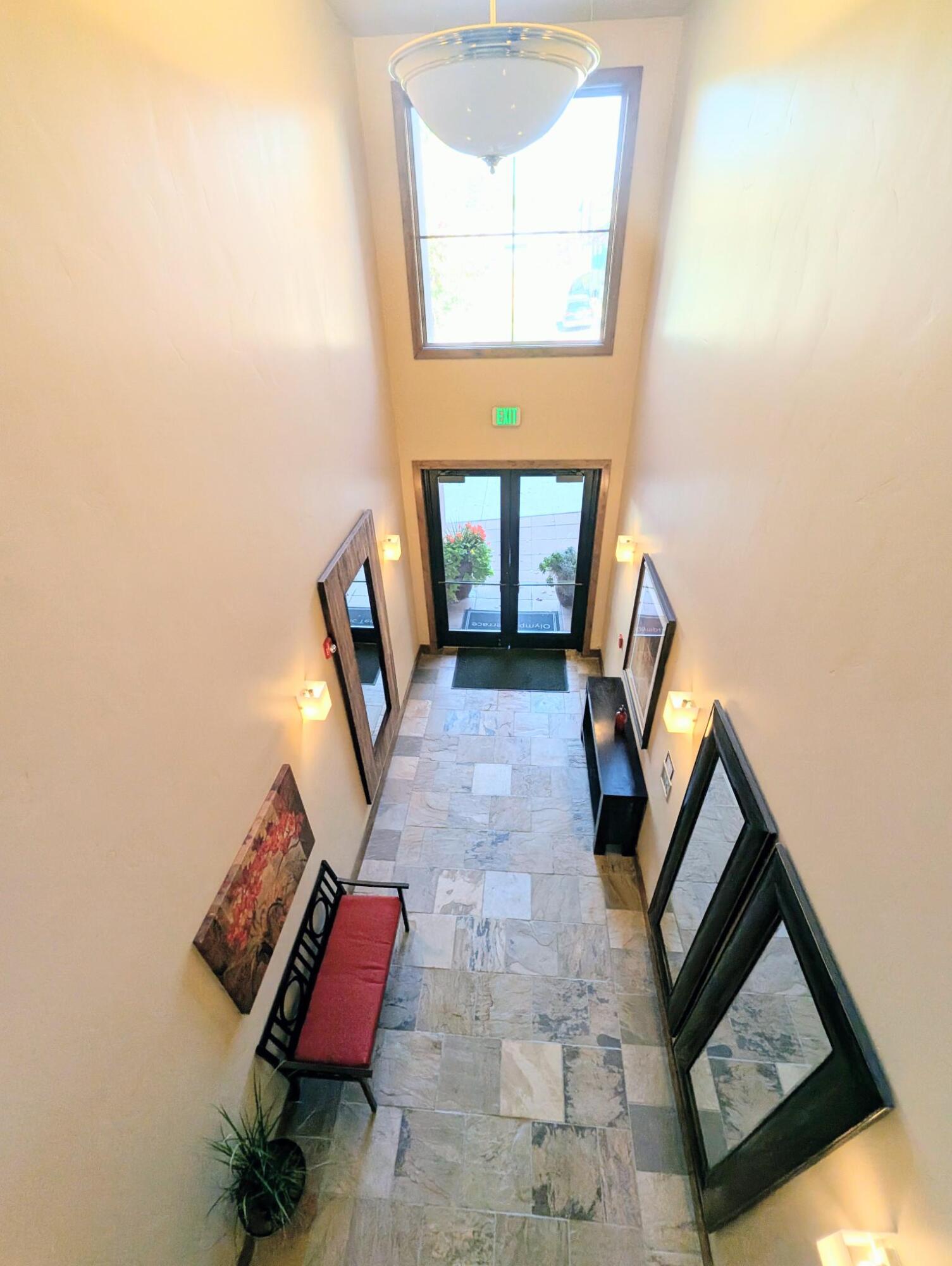 PXL_20250923_204310848~2