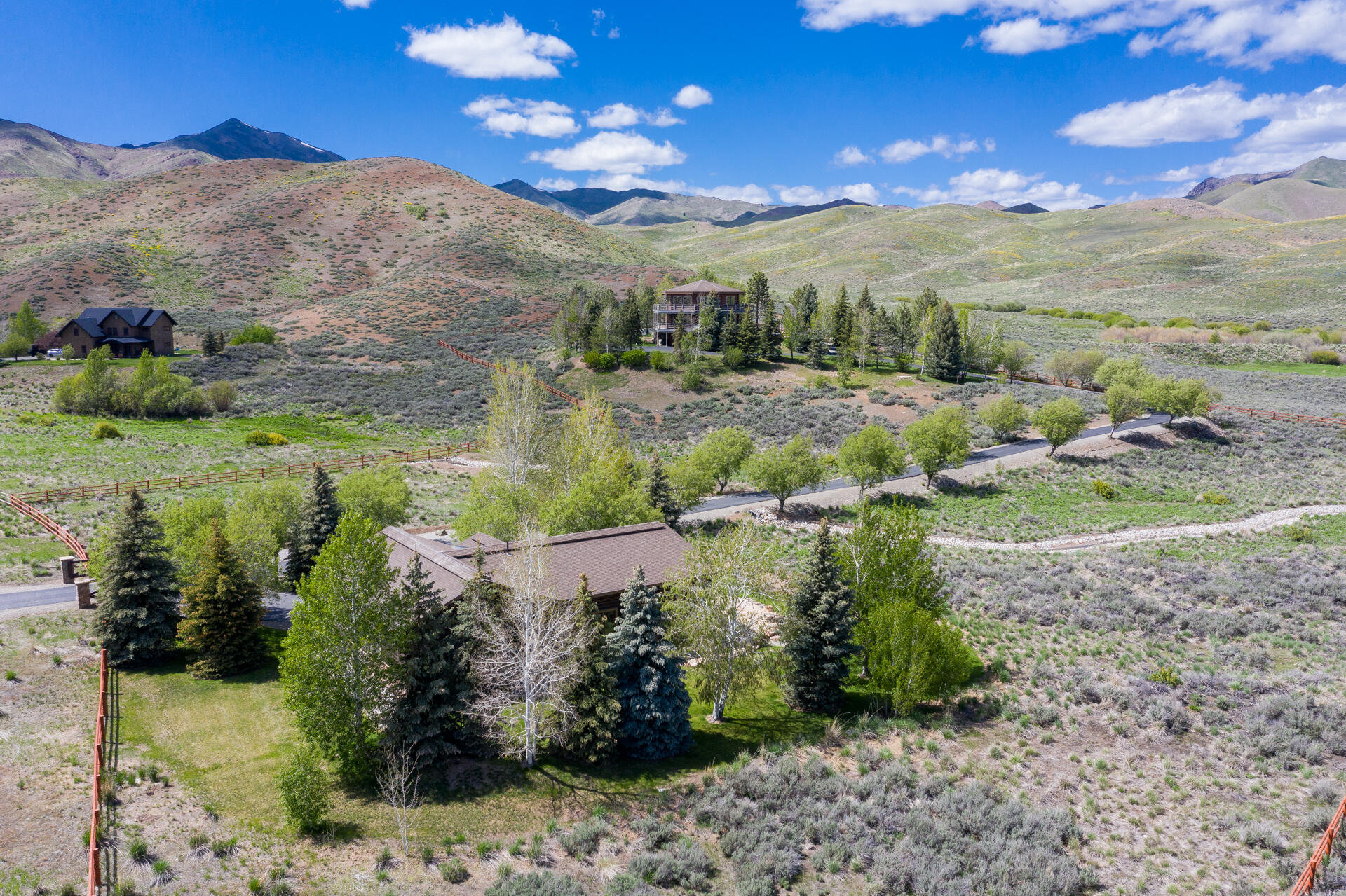 24 Rodeo Drive Aerial View