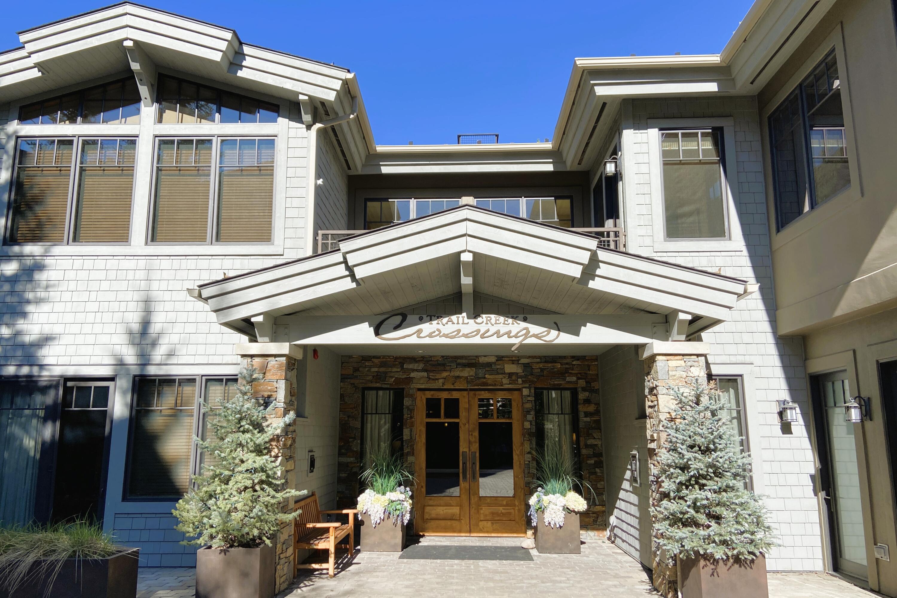 Ketchum, Idaho 83340, United States, 3 Bedrooms Bedrooms, ,3 BathroomsBathrooms,Residential,Pending,66198