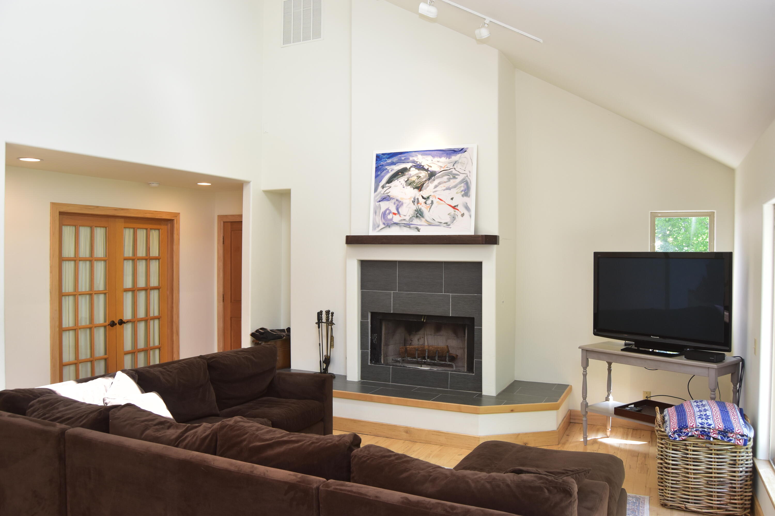 Hailey, Idaho 83333, United States, 5 Bedrooms Bedrooms, ,4 BathroomsBathrooms,Residential,Pending,56343