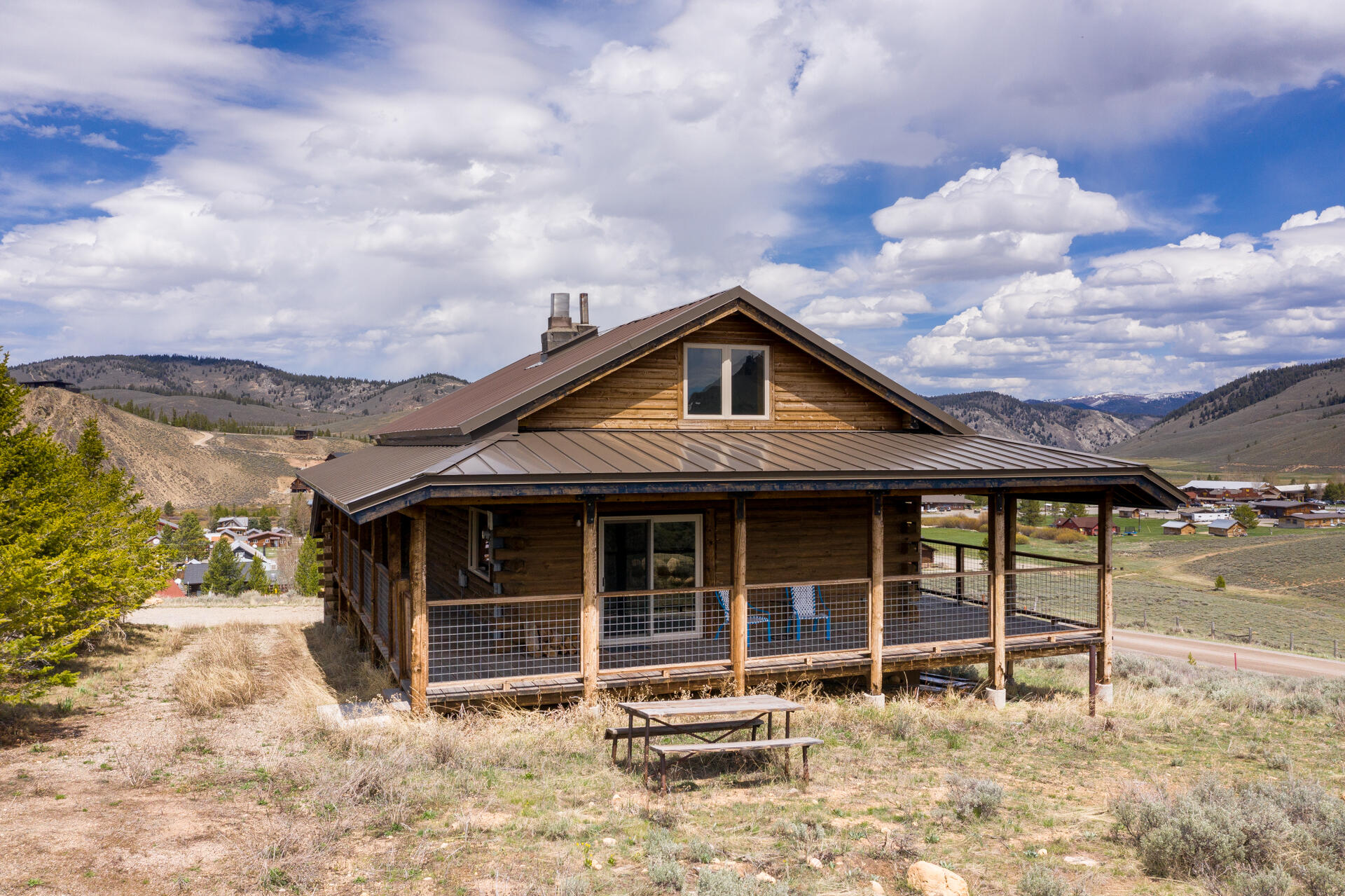 625 Hillside Lane, Stanley, Idaho image 2