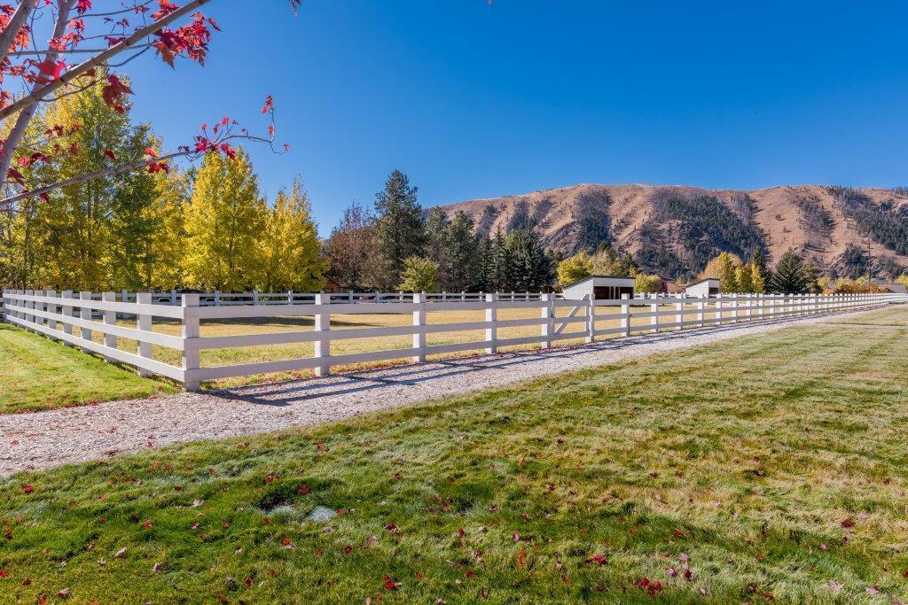162 S Hiawatha Dr, Hailey, Idaho image 3