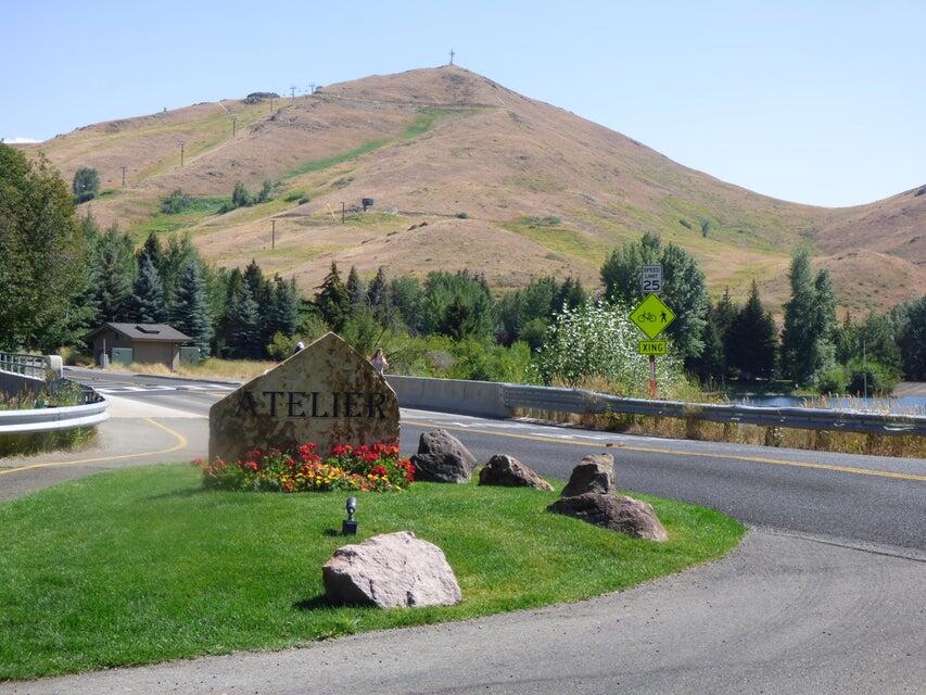 Main Entrance at SV Lake