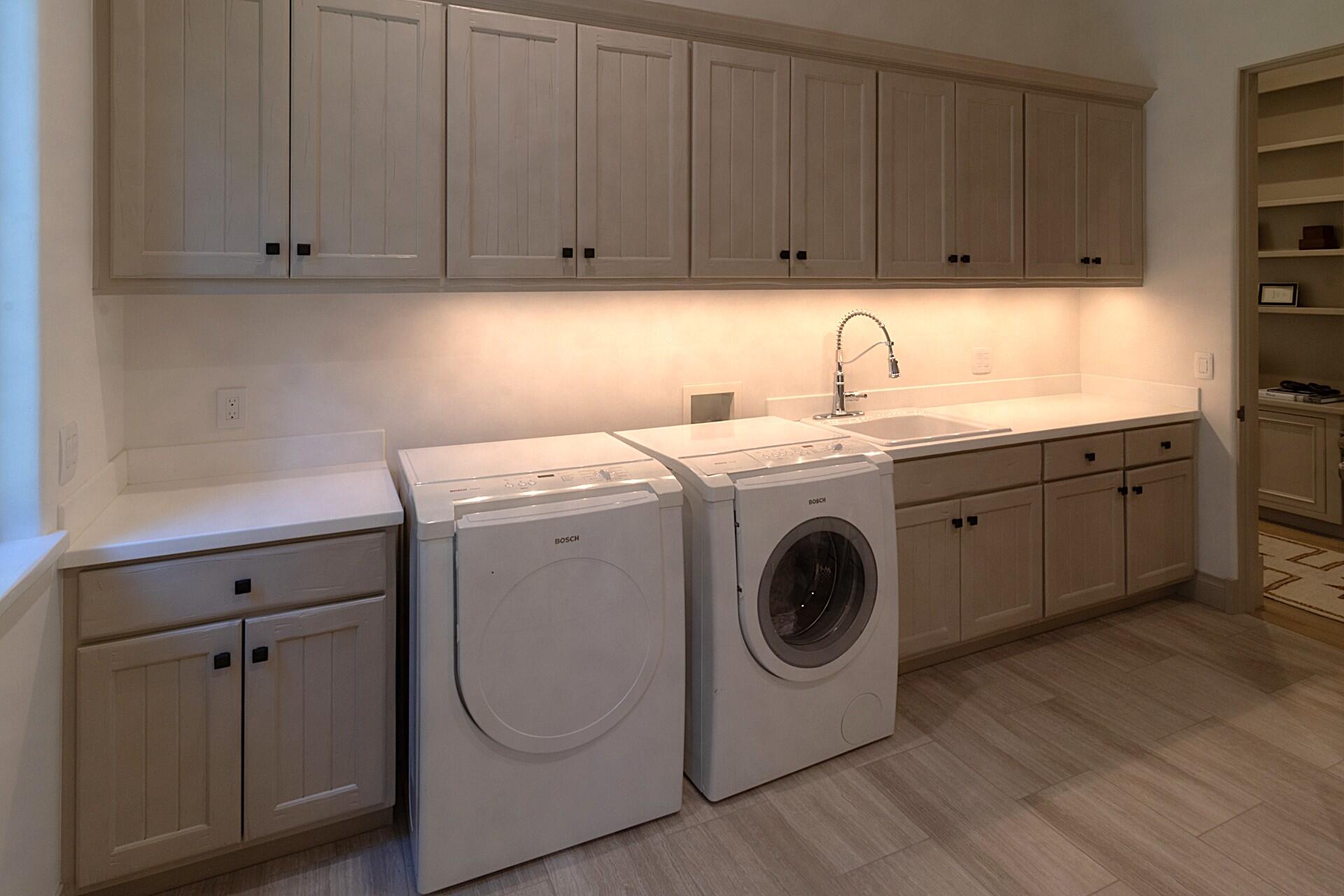 Blaine County, Idaho 83333, United States, 4 Bedrooms Bedrooms, ,5 BathroomsBathrooms,Residential,Active,20993