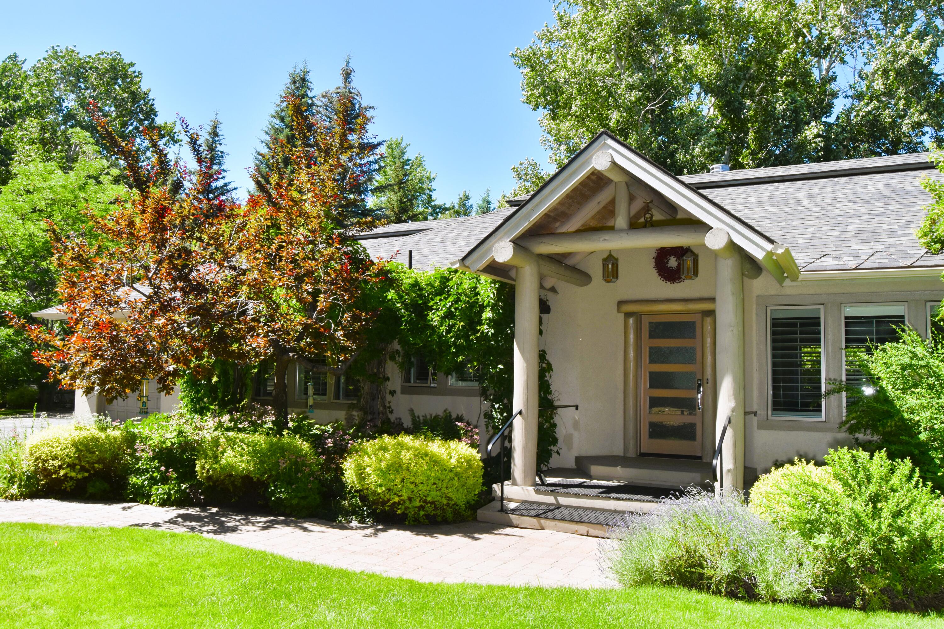 Blaine County, Idaho 83333, United States, 3 Bedrooms Bedrooms, ,2 BathroomsBathrooms,Residential,Active,163784