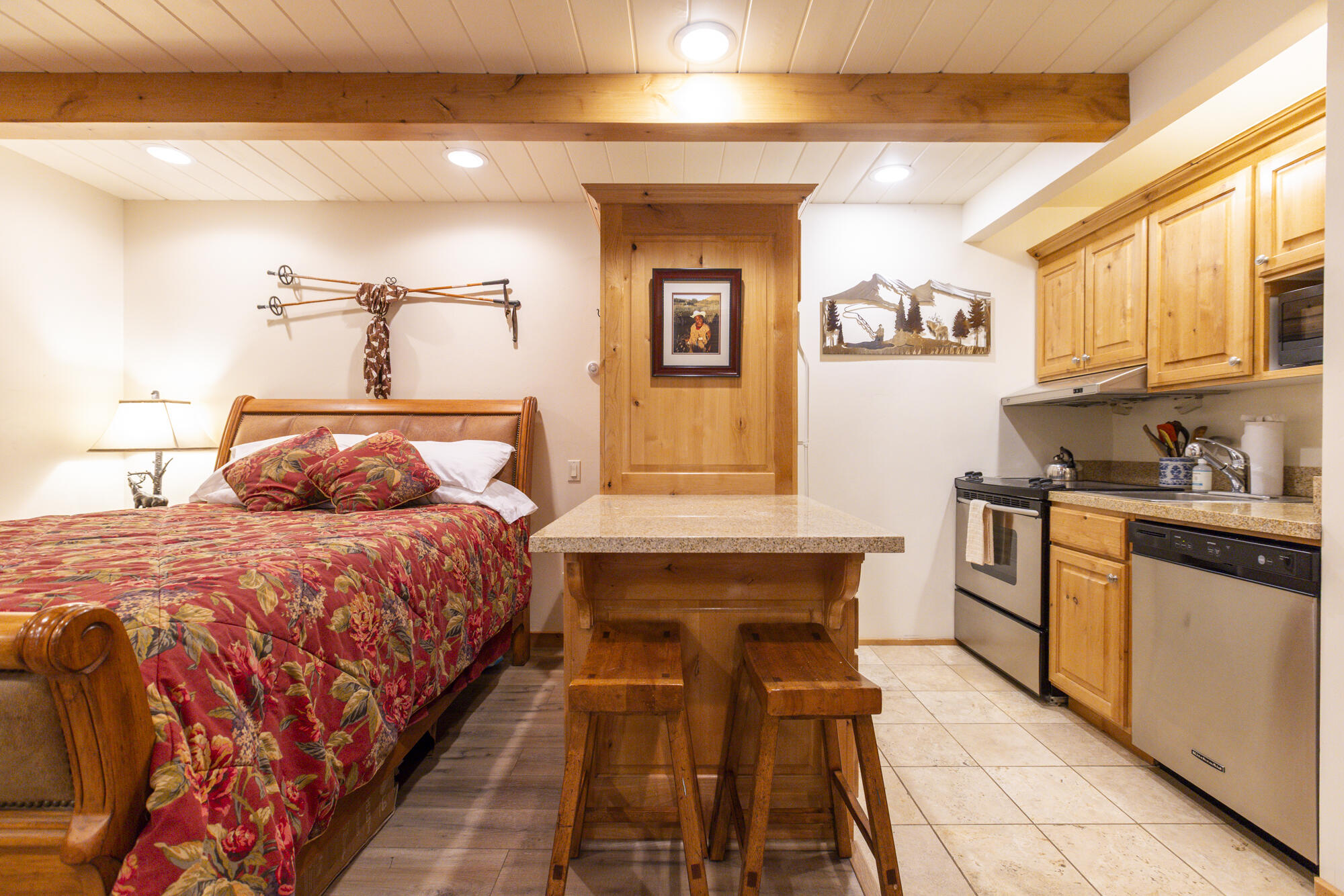 Granite Countertop Btw Bed & Kitchen